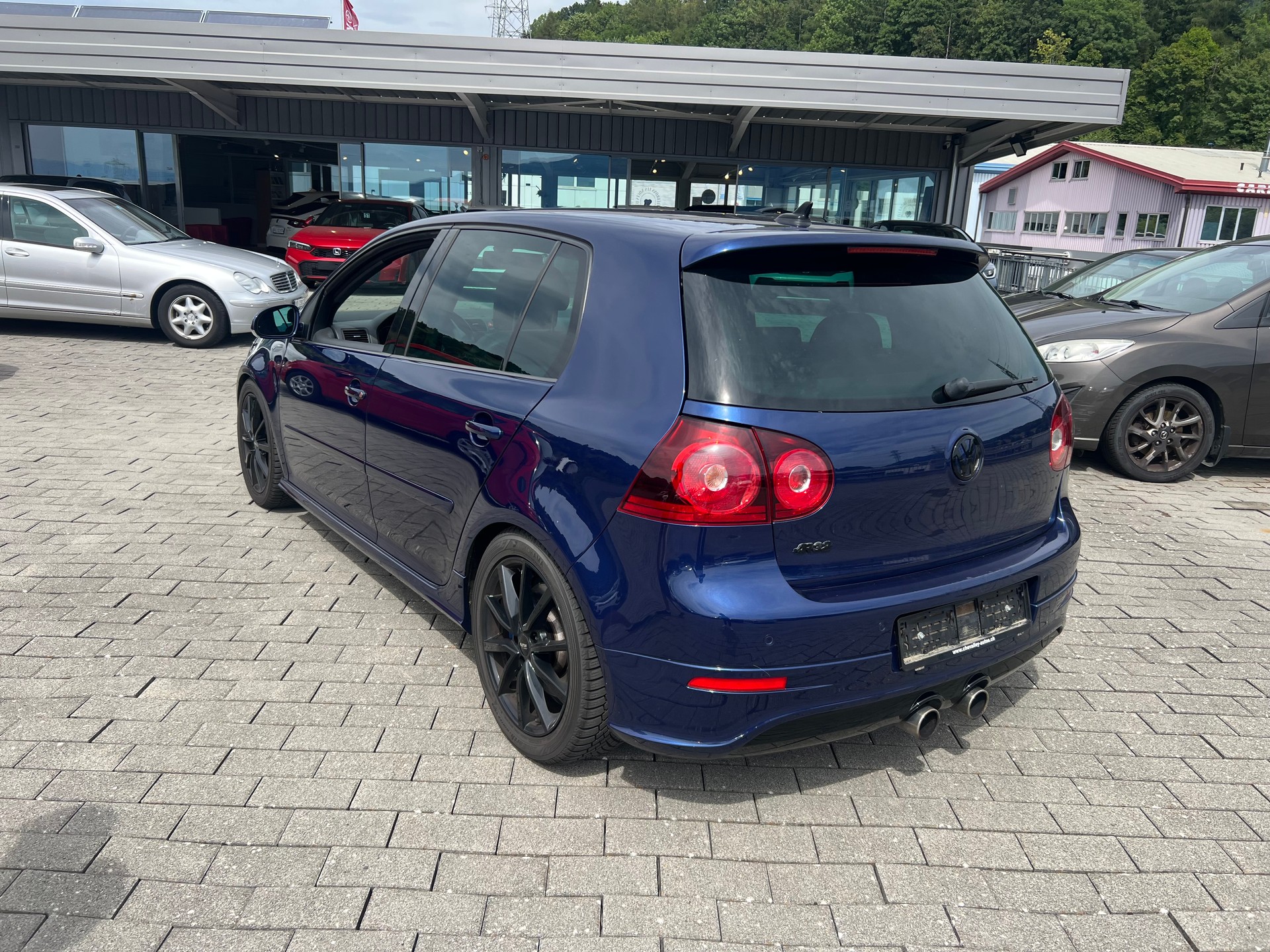 VW Golf VI R32 V6 4Motion DSG-image-5