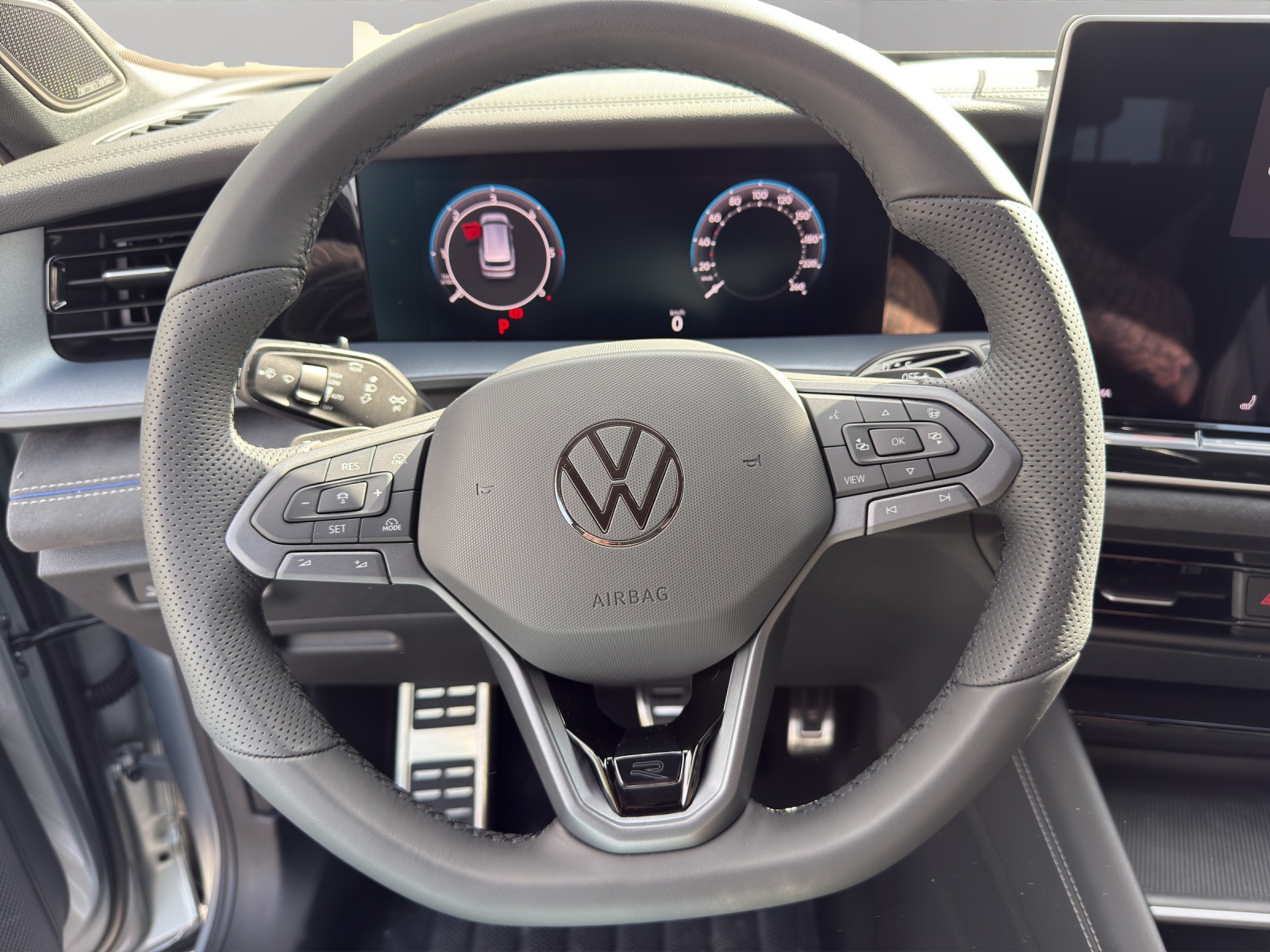 VW Tayron 2.0 TDI SCR R-Line 4Motion DSG-image-10