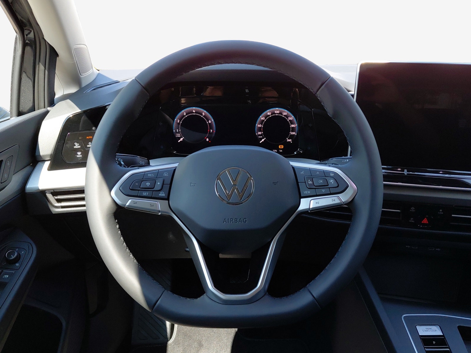 VW Golf 1.5 e TSI mHEV United DSG-image-9
