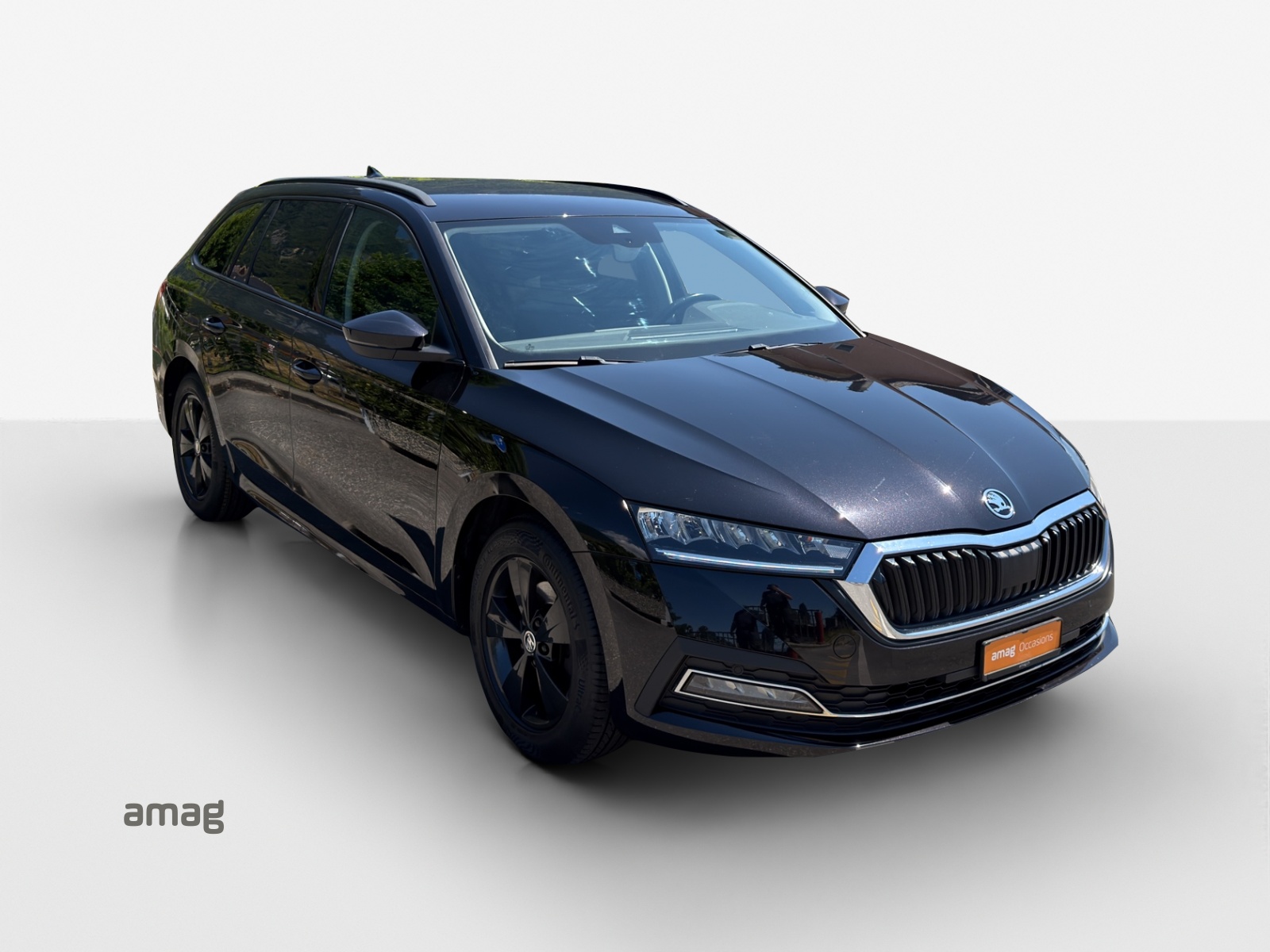 SKODA Octavia Combi 1.5 TSI mHEV DSG Style-image-5