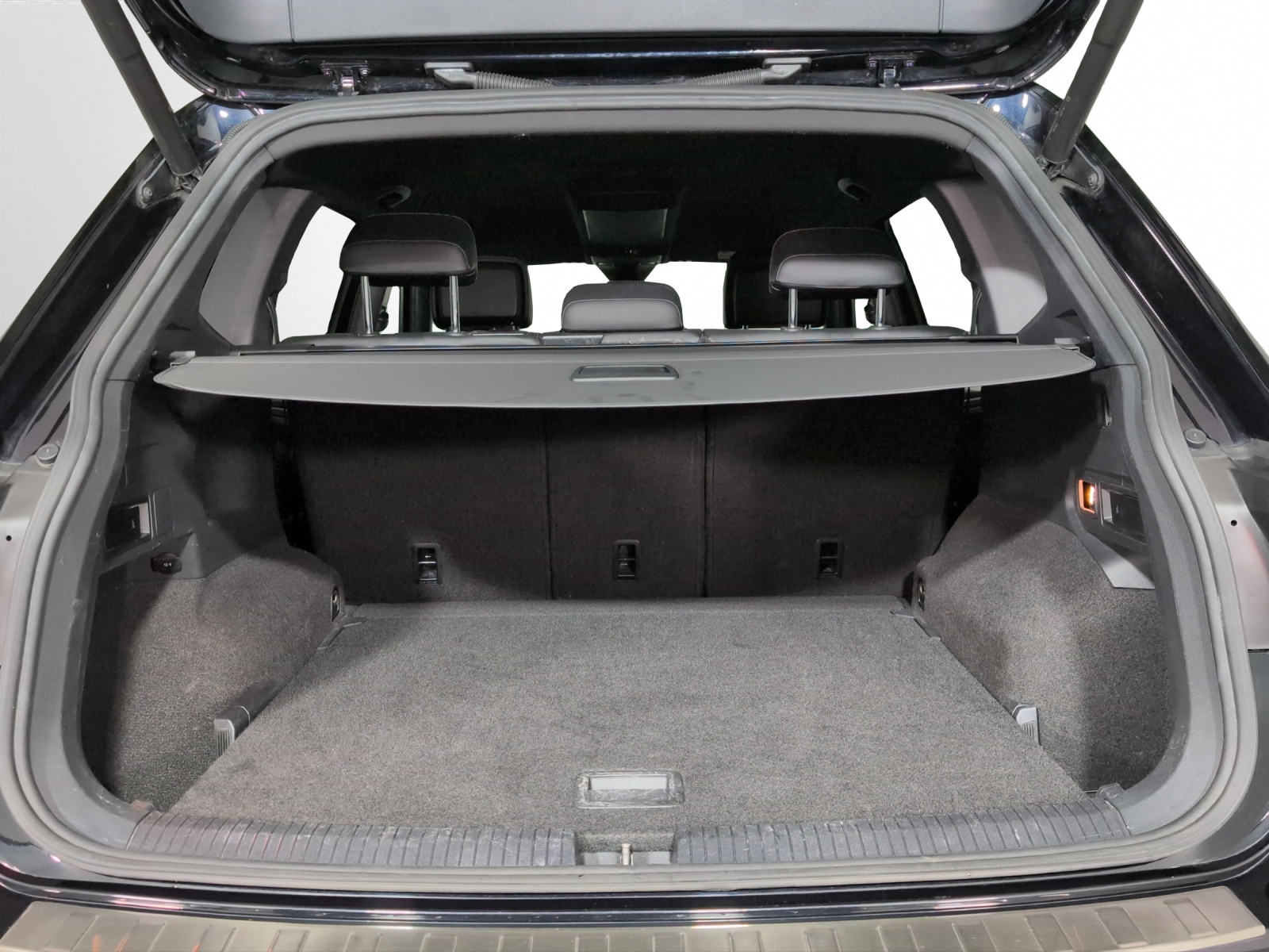VW Tiguan Allspace 2.0TSI Highline 4Motion DSG-image-14