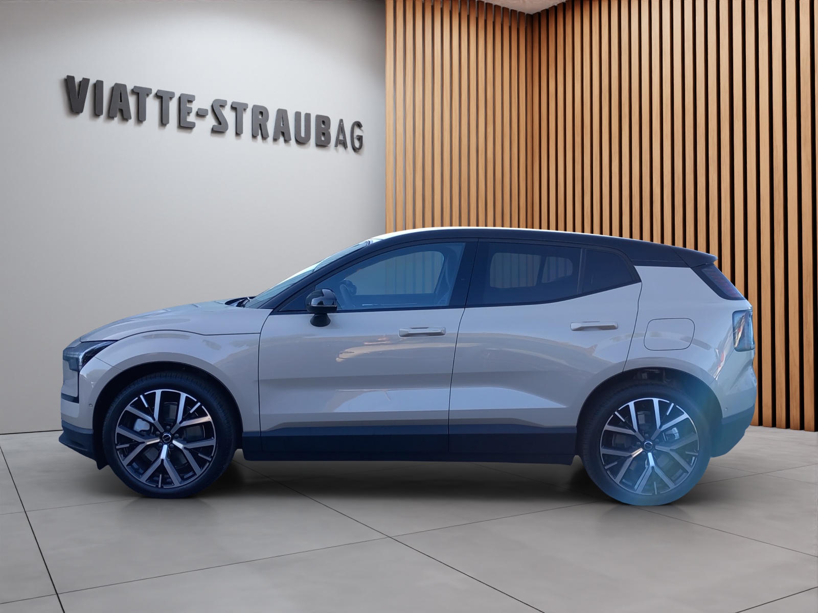 VOLVO EX30 E60 Twin Ultra Performance AWD-image-1