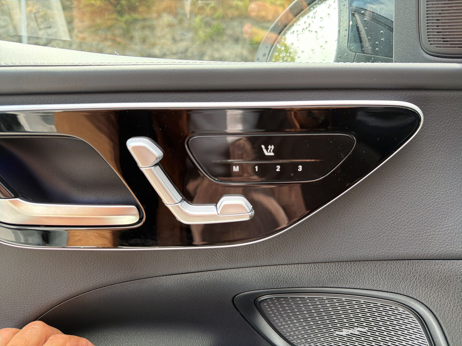 MERCEDES-BENZ C 300 T 4 Matic-image-25