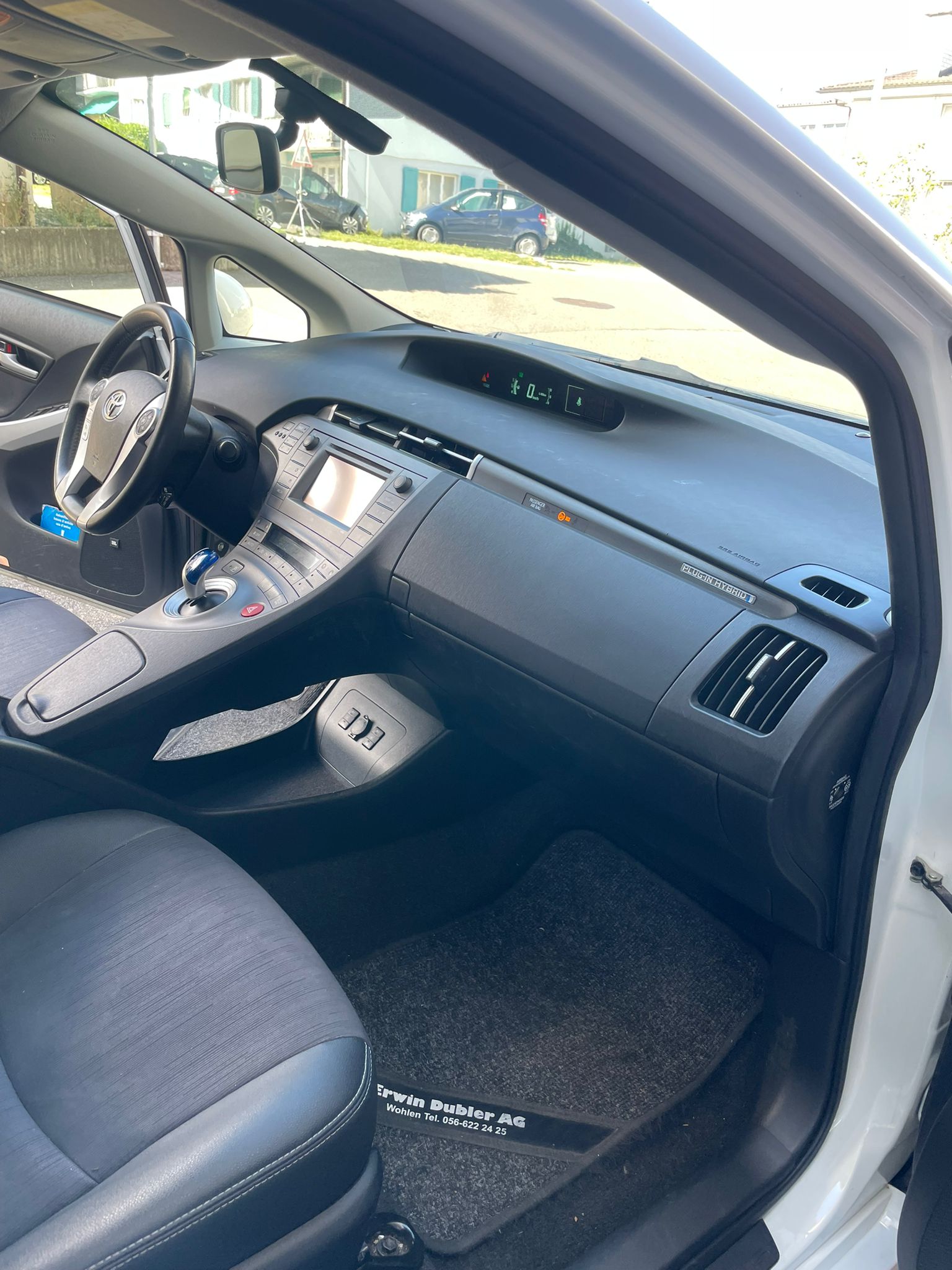 TOYOTA Prius 1.8 16V Plug-in Hybrid Sol Direkt ab Eintausch FIXPREIS-image-12