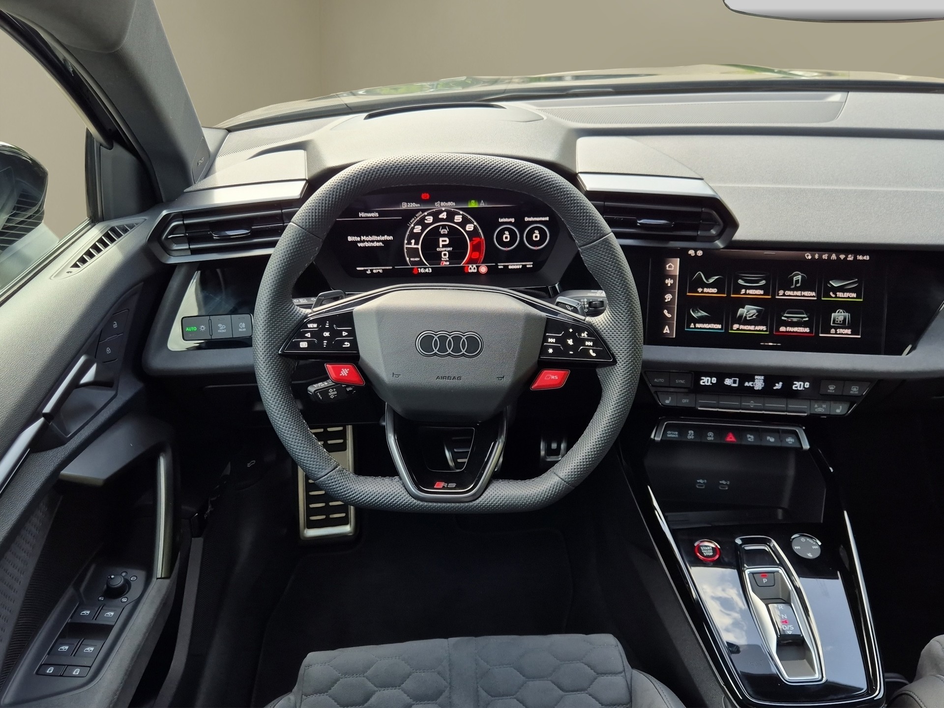 AUDI RS3 Sportback 2.5 TSI quattro S-tronic-image-10