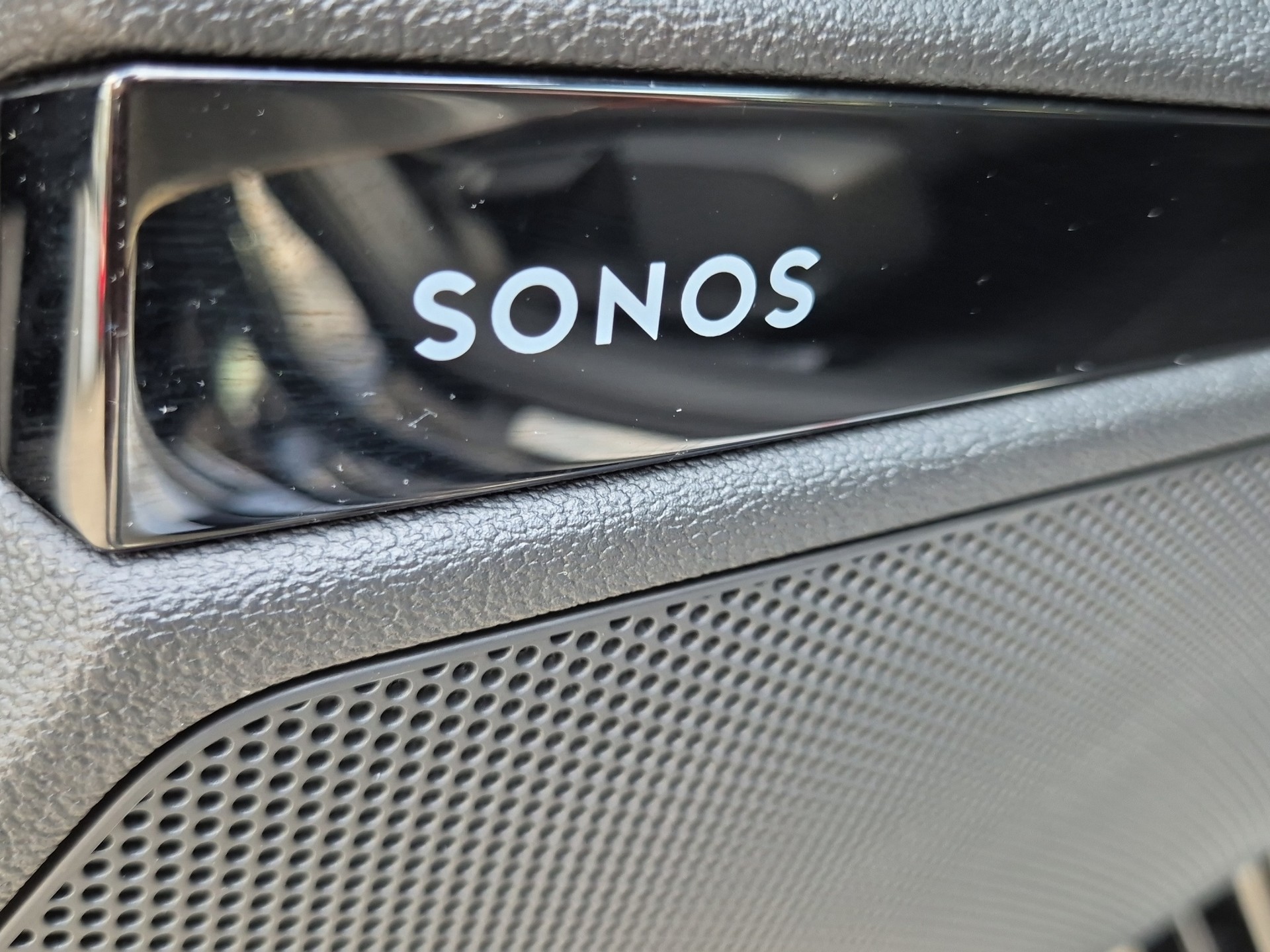 AUDI RS3 Sportback 2.5 TSI quattro S-tronic-image-13