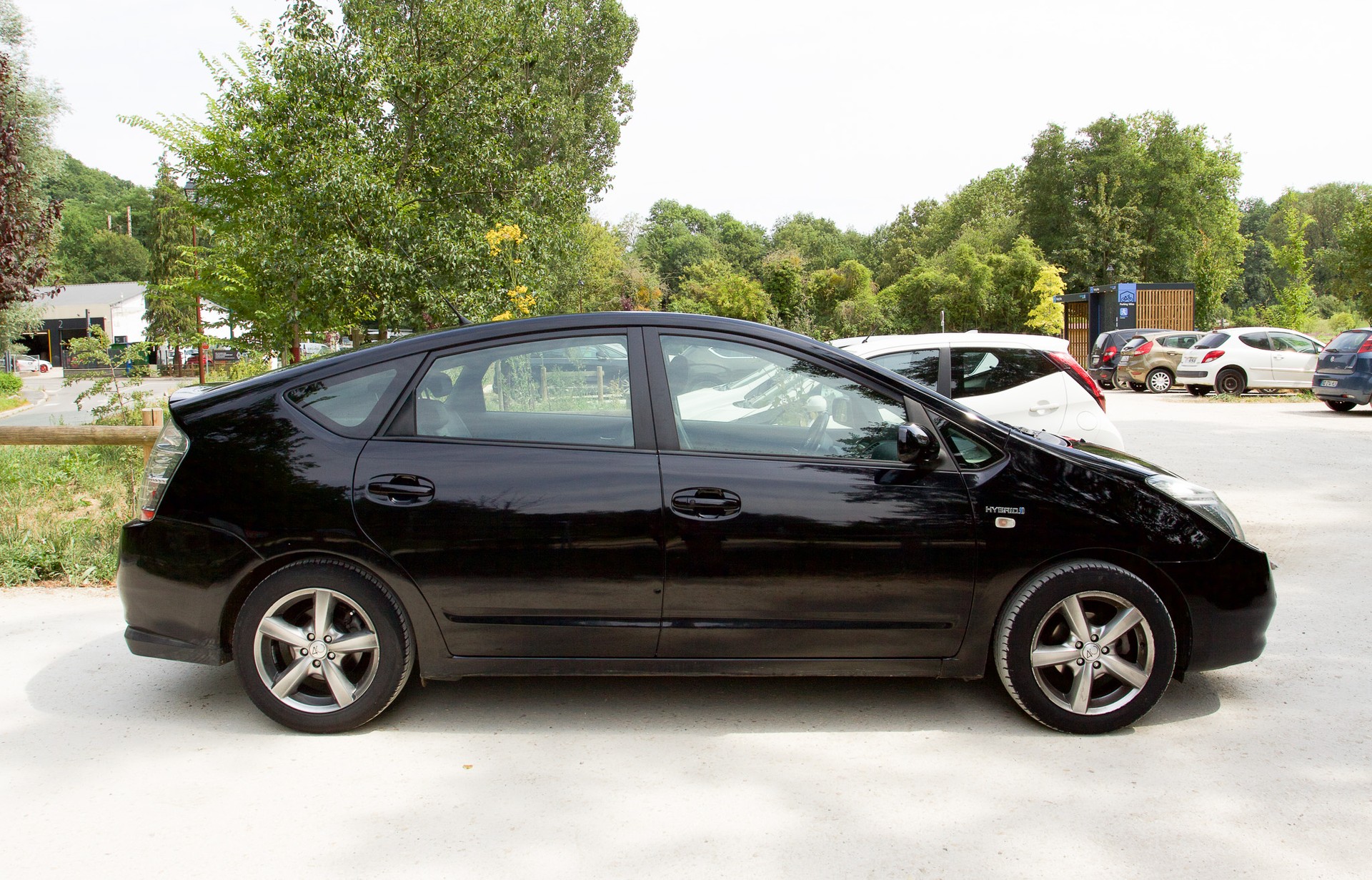 TOYOTA 1.5 VVTi HSD Limited-image-5