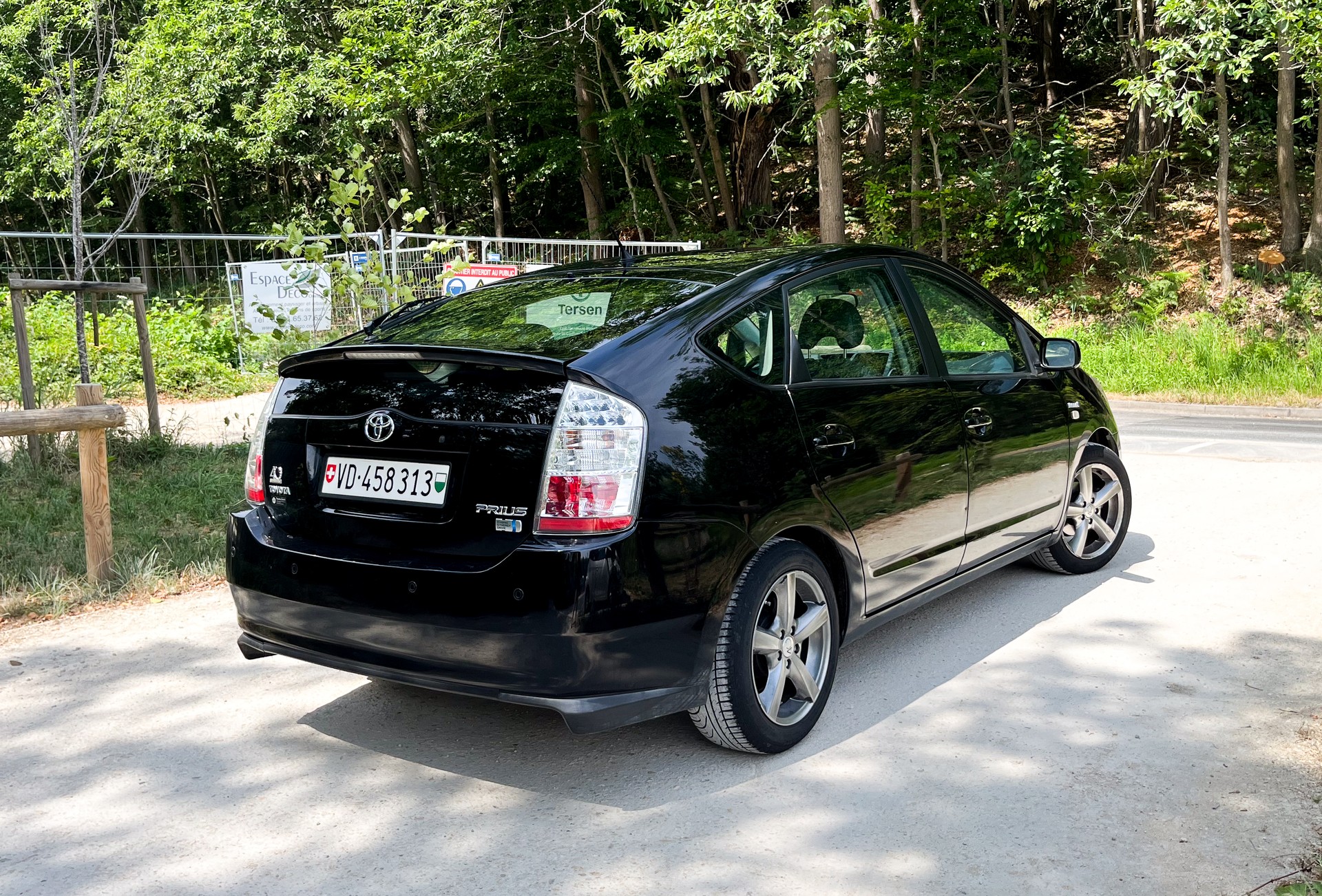 TOYOTA 1.5 VVTi HSD Limited-image-4