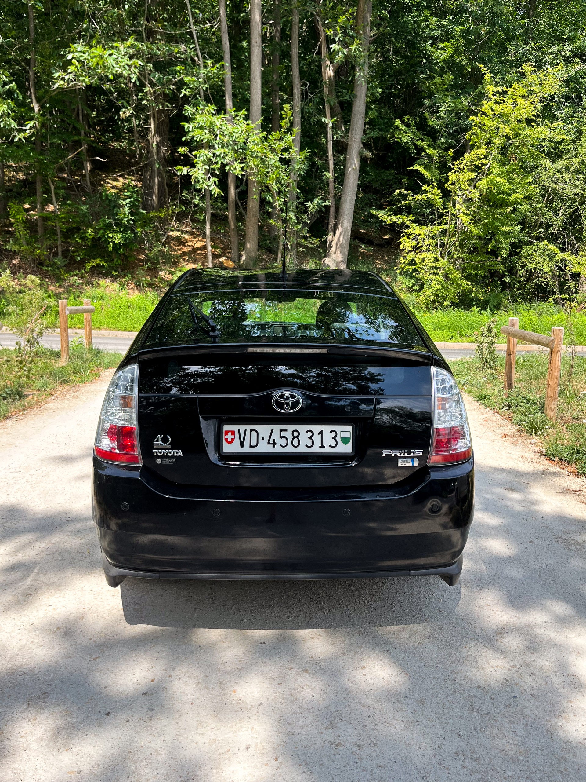 TOYOTA 1.5 VVTi HSD Limited-image-3
