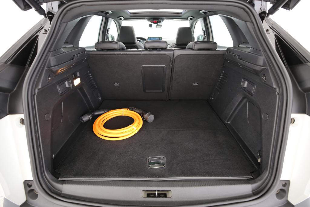 PEUGEOT 3008 1.6 Plug-in Hybrid4 GT Pack-image-14