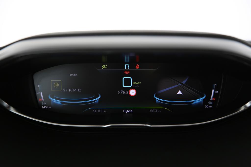 PEUGEOT 3008 1.6 Plug-in Hybrid4 GT Pack-image-16