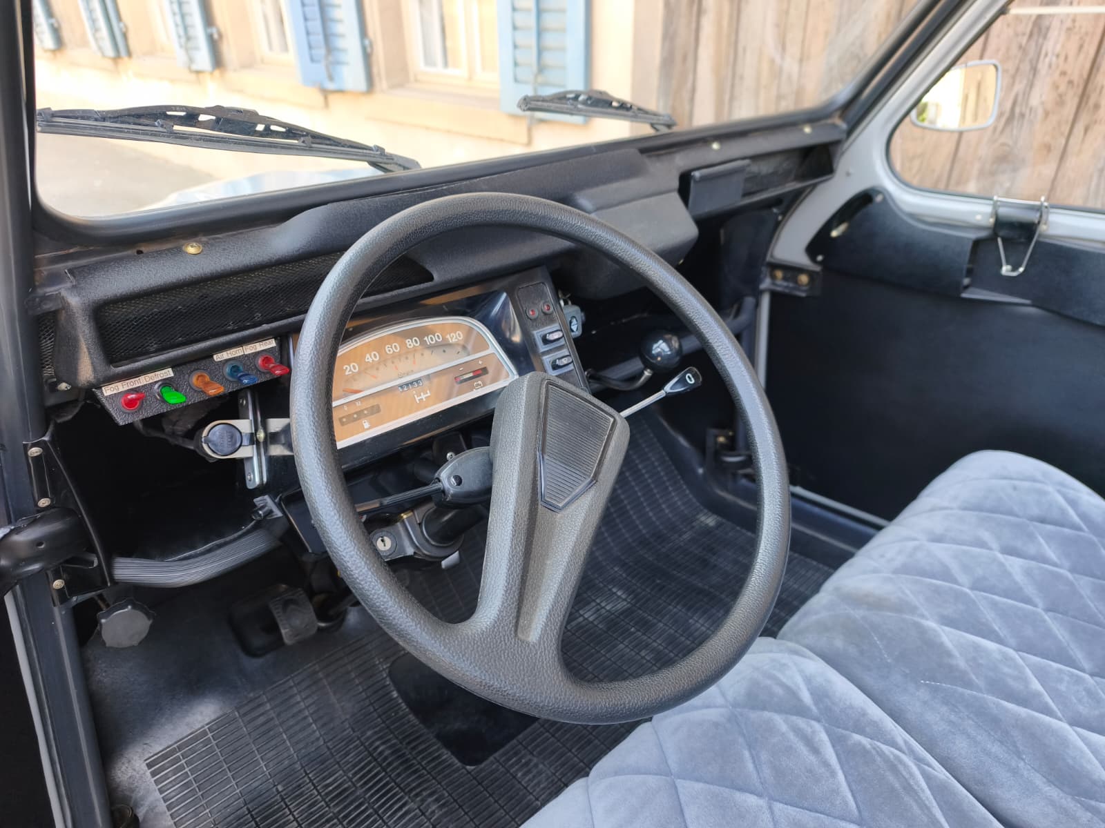 CITROEN 2CV-image-9