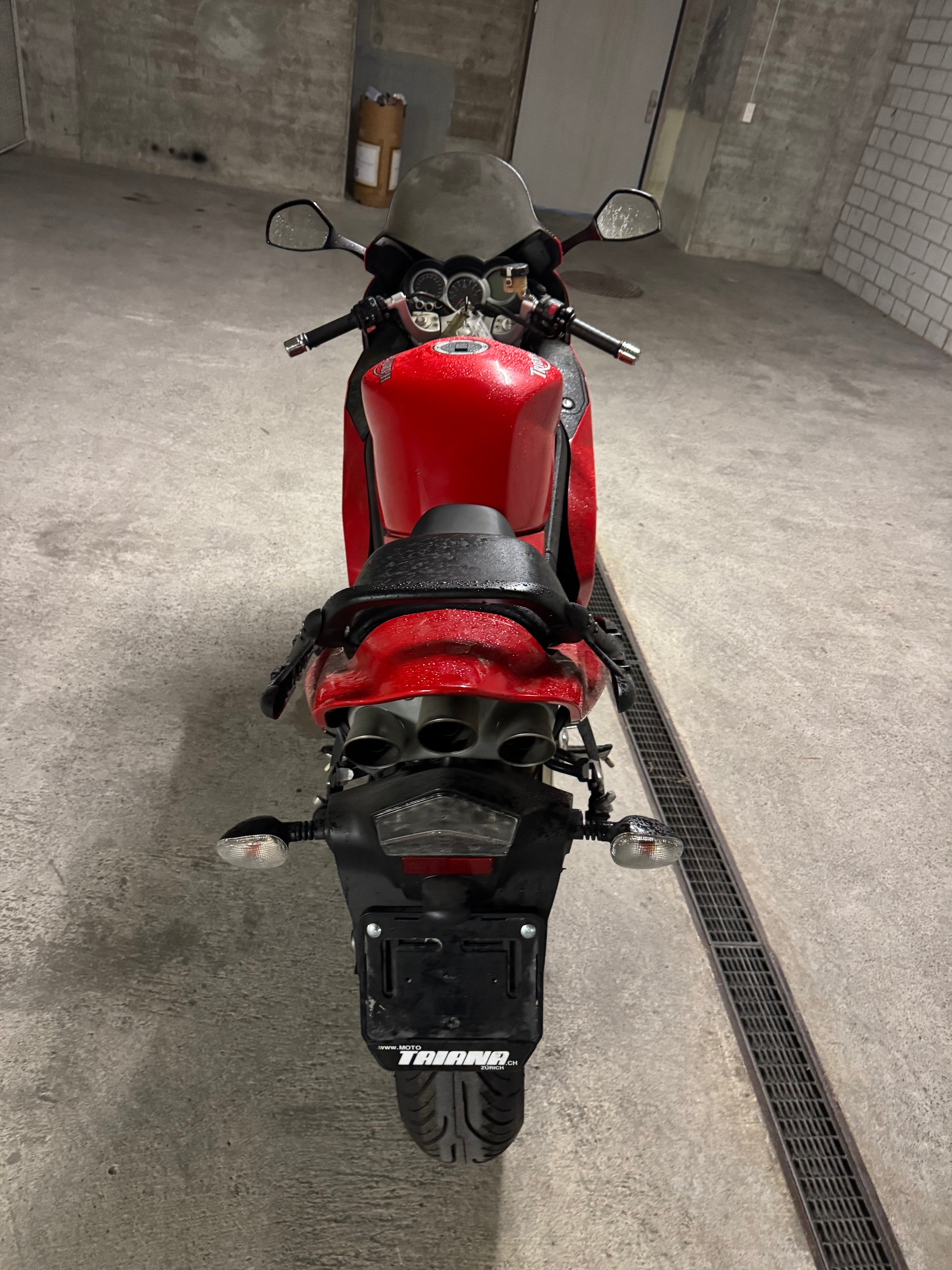 TRIUMPH Sprint ST ABS 1050-image-8