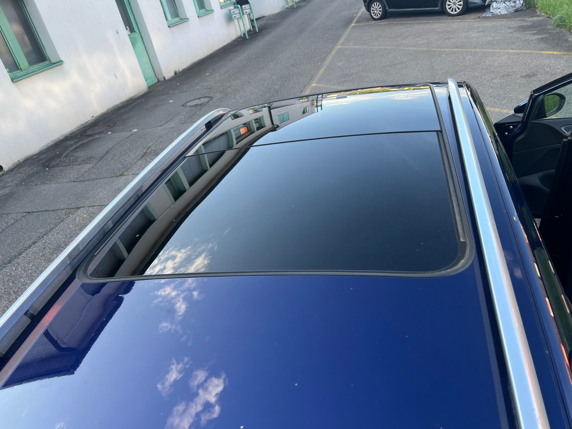 VW Golf Variant 1.4 TGI BlueMotion Comfortline-image-4