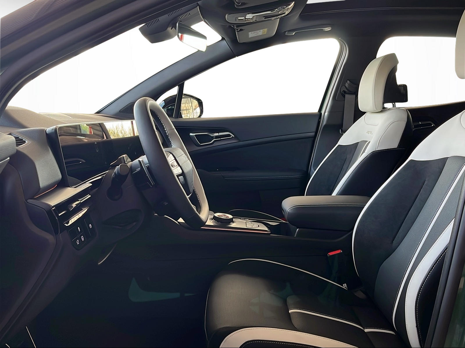 KIA Sportage 1.6 T-GDi Hybrid GT-Line-image-5