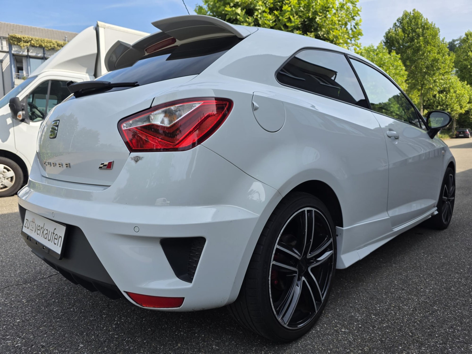 SEAT Ibiza SC 1.8 TSI Cupra-image-5