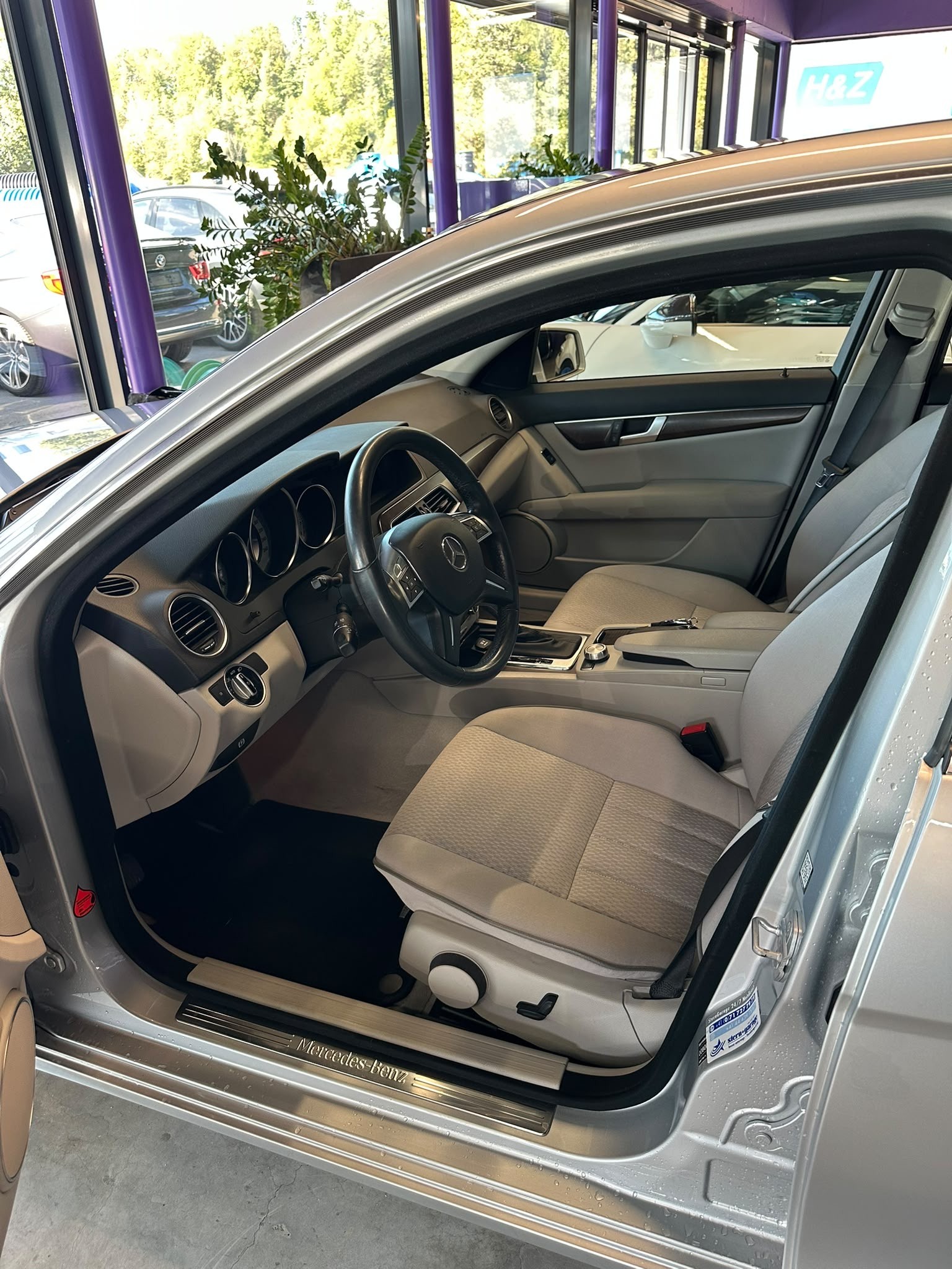 MERCEDES-BENZ C 180 BlueEfficiency Elégance 7G-Tronic-image-7