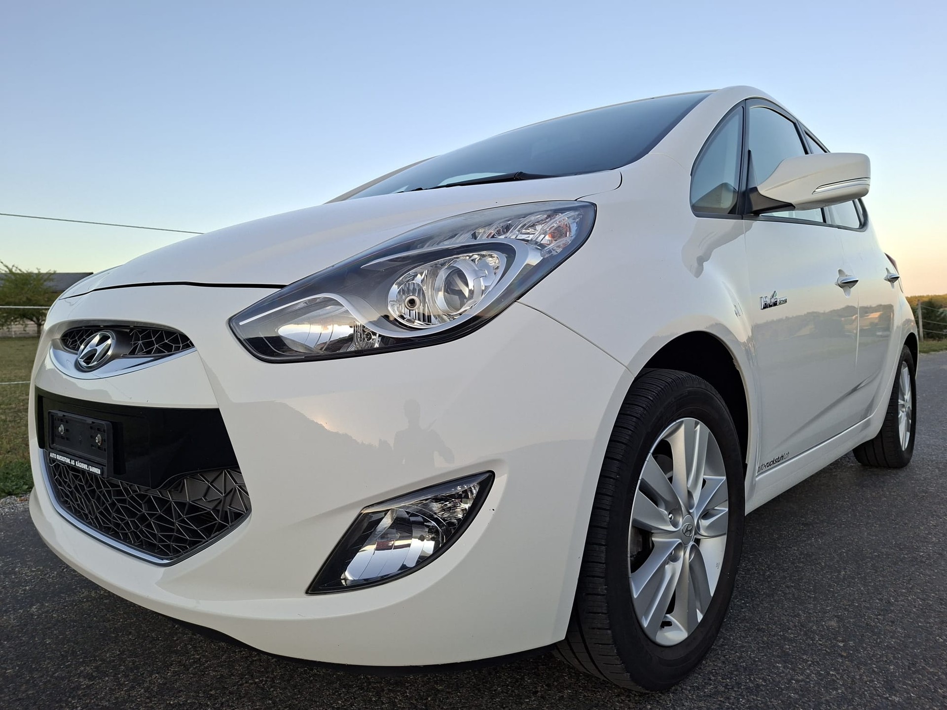 HYUNDAI iX20 1.6 Premium-image-1