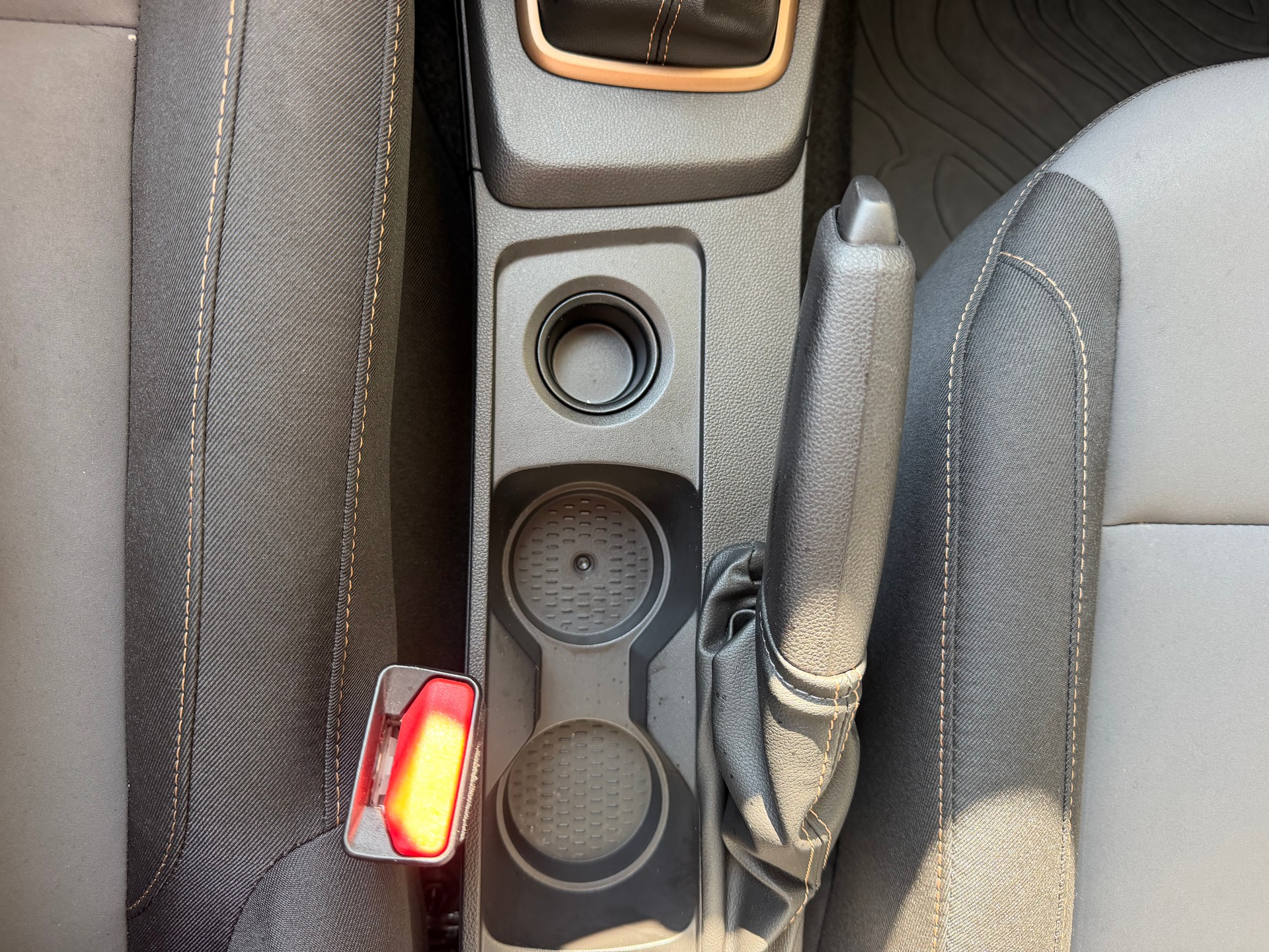 DACIA Duster TCe 150 Extreme EDC 4x2-image-12