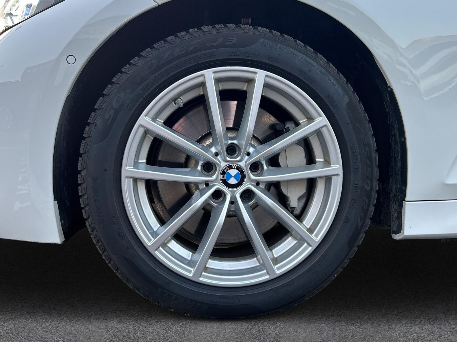 BMW 330d xDrive Touring 📍-image-8