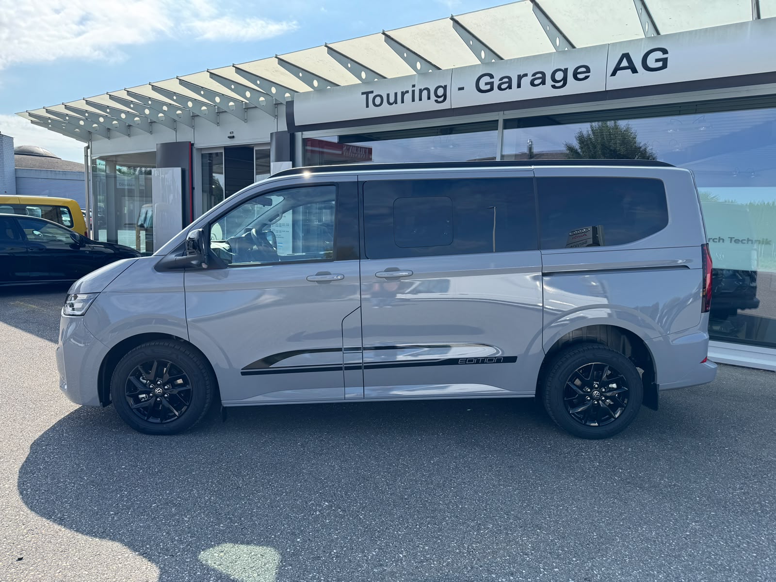 VW Caravelle 2.0 TDI Edition 170 PS Automat 8-Gang 4 Motion - 4x4-image-2