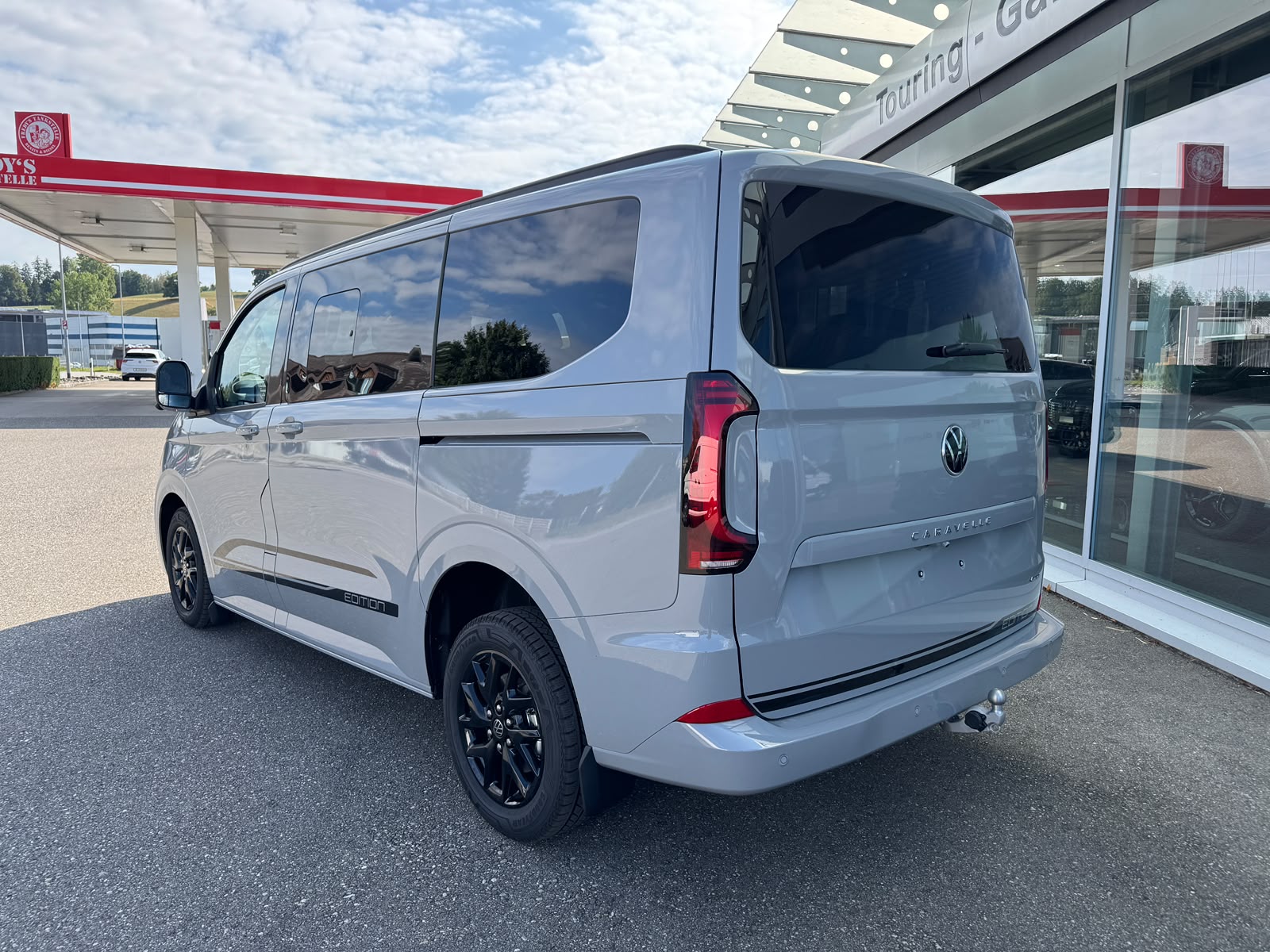VW Caravelle 2.0 TDI Edition 170 PS Automat 8-Gang 4 Motion - 4x4-image-3