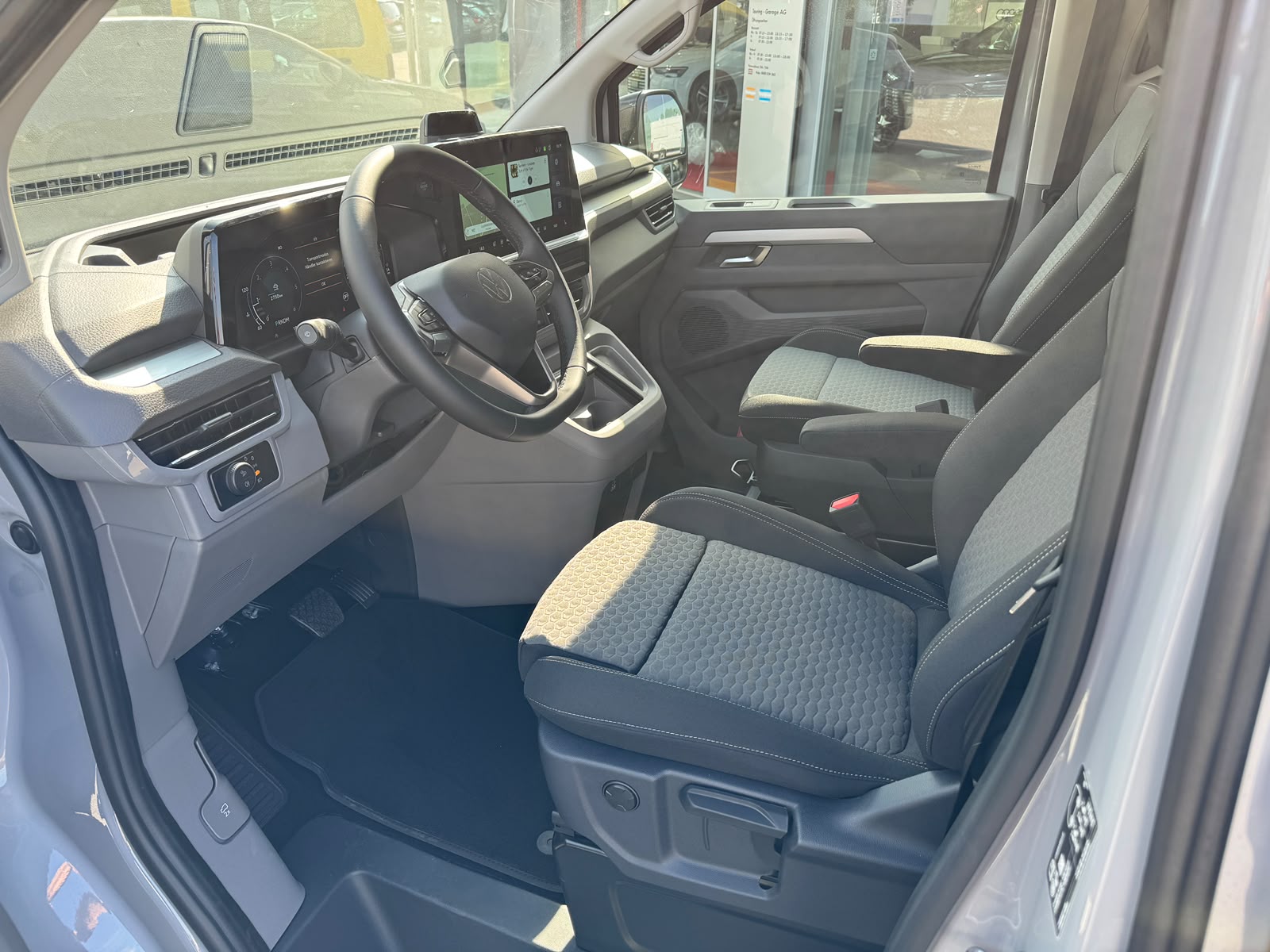 VW Caravelle 2.0 TDI Edition 170 PS Automat 8-Gang 4 Motion - 4x4-image-9