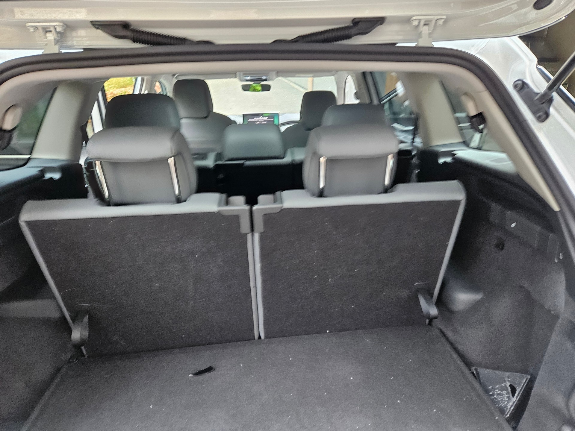 SKODA Kodiaq 2.0 TDI 7 SITZE 7 PLACES Selection 4x4 BESCHADIG ENDOMMAGE-image-1