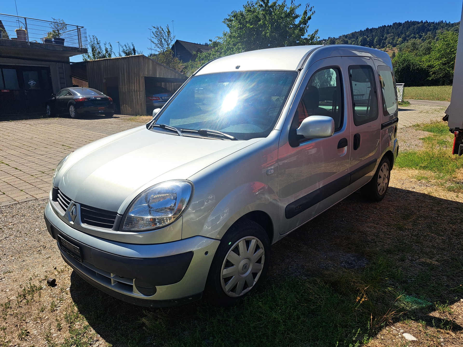 RENAULT Kangoo 1.2 16V Oasis-image-0