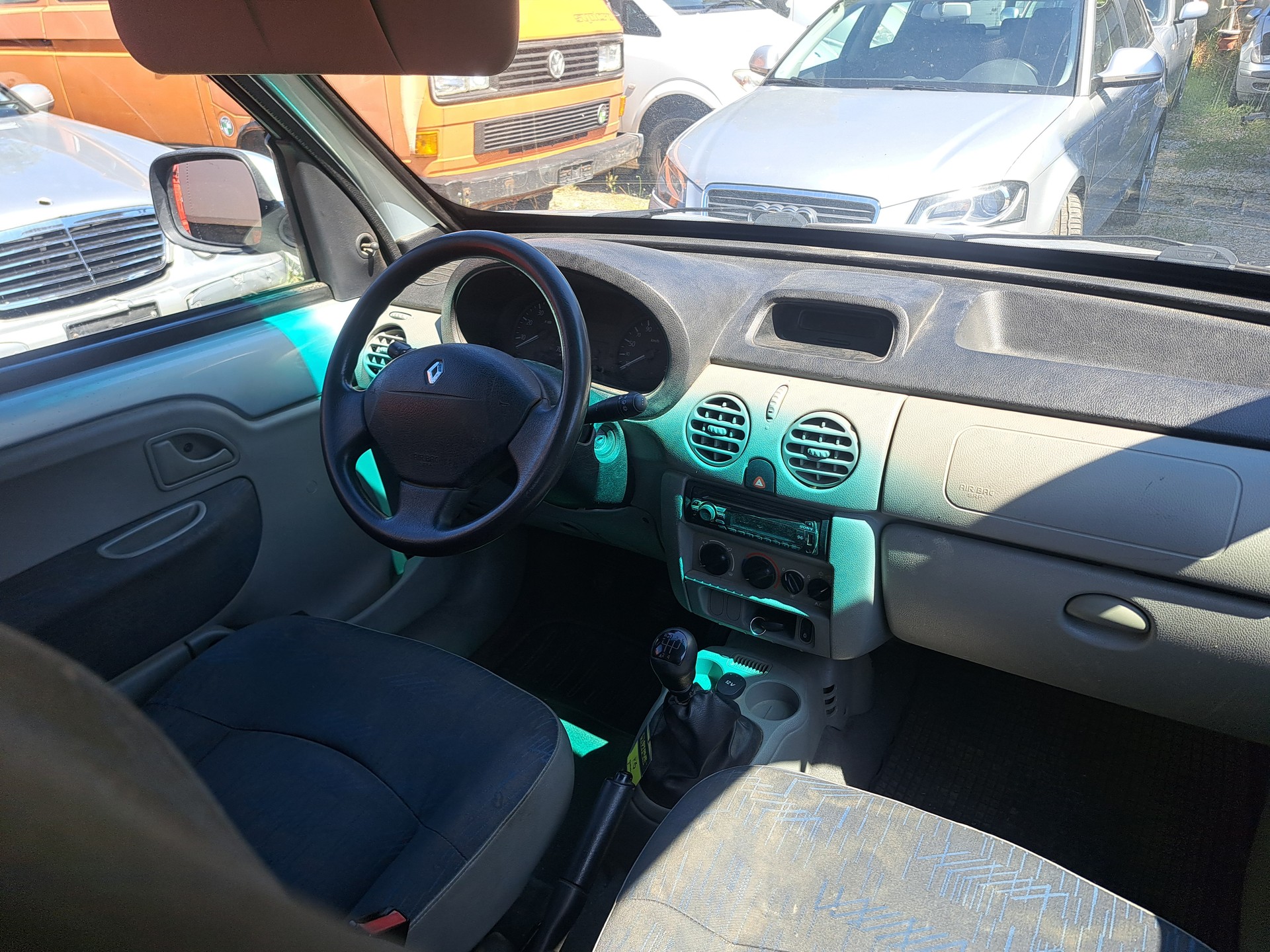 RENAULT Kangoo 1.2 16V Oasis-image-3
