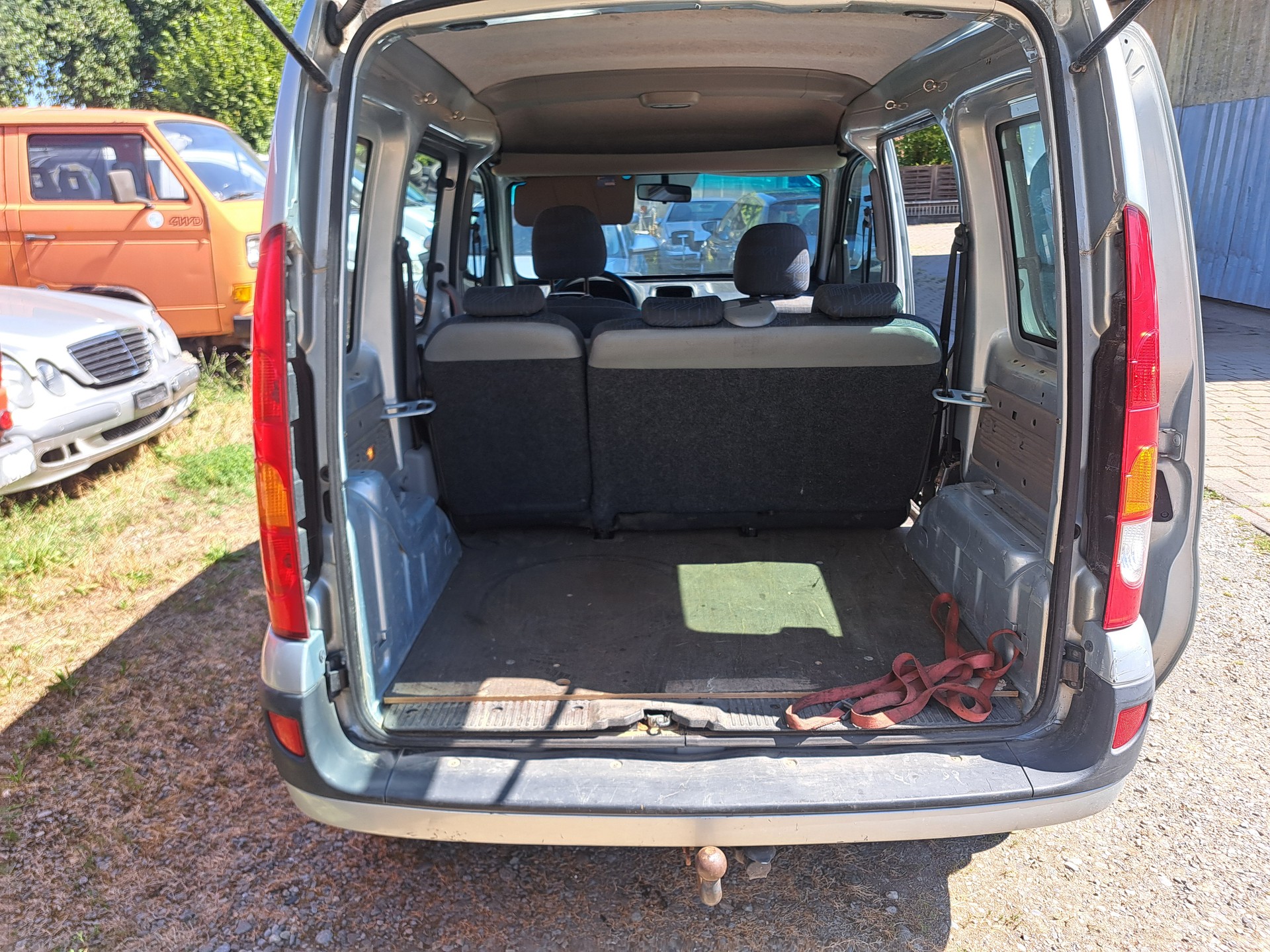 RENAULT Kangoo 1.2 16V Oasis-image-7