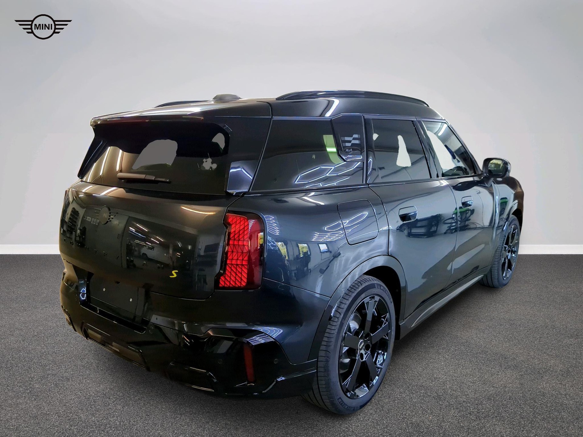 MINI Countryman SE ALL4-image-3
