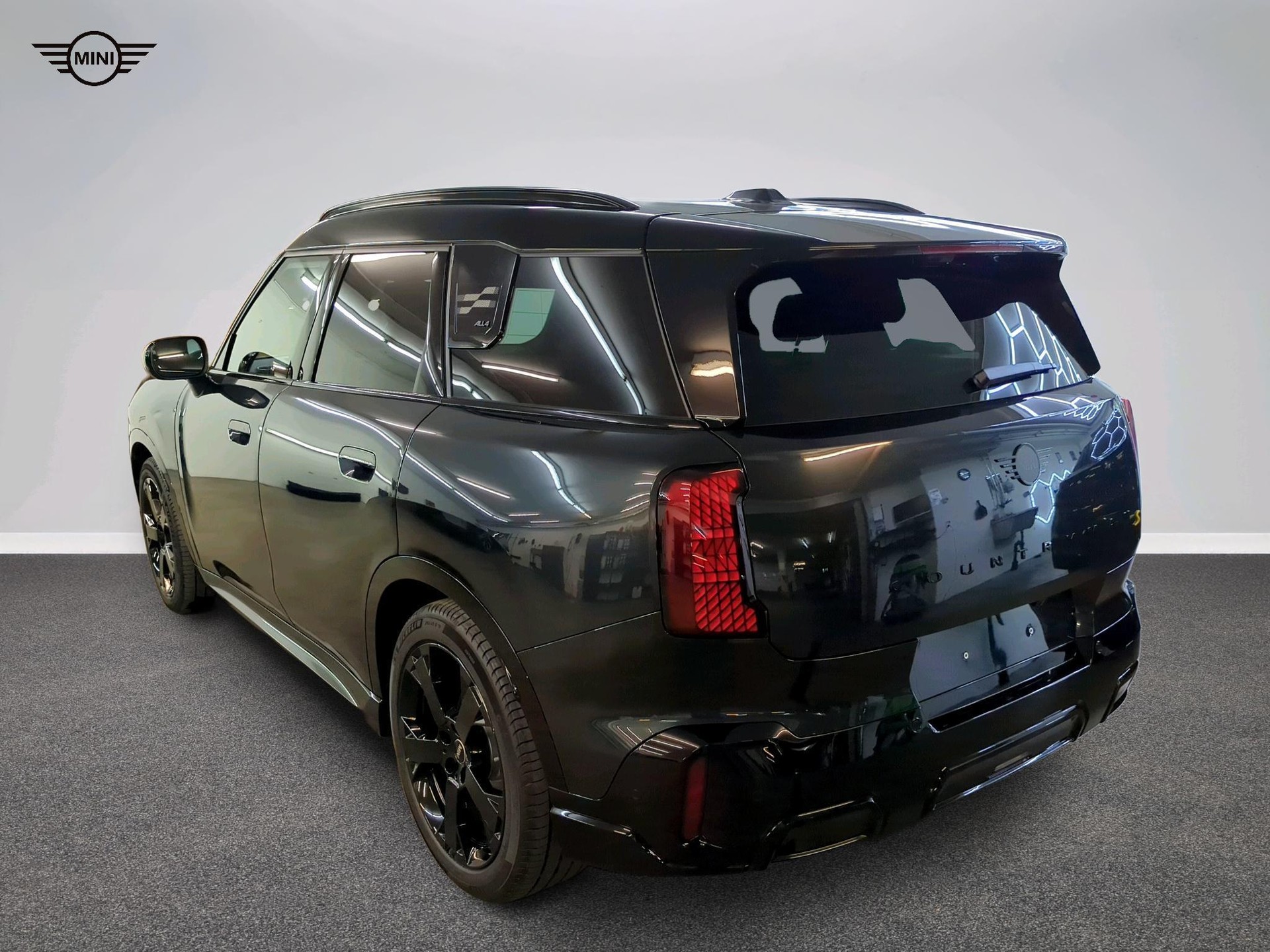 MINI Countryman SE ALL4-image-4