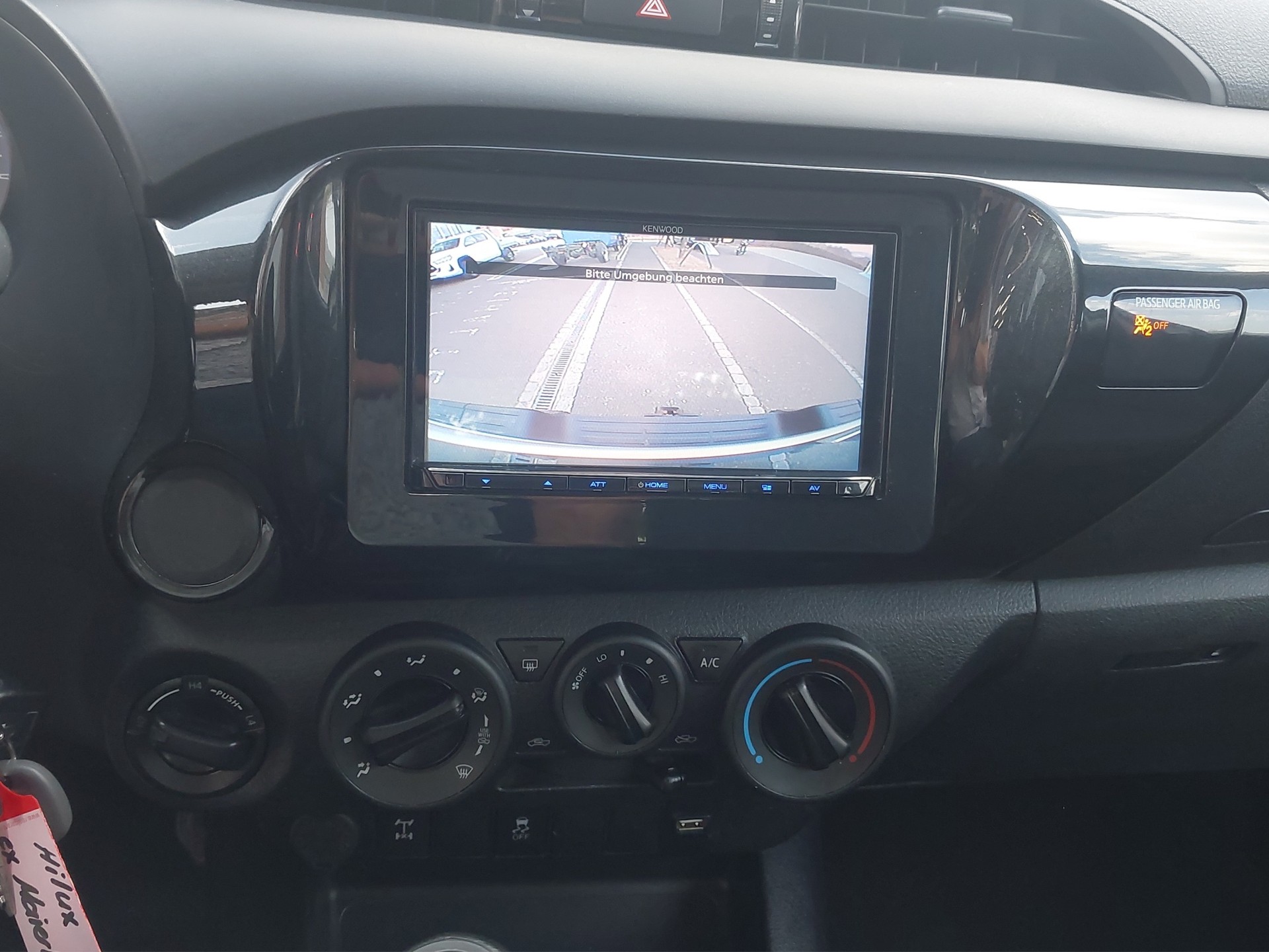 TOYOTA Hilux Double Cab.-Pick-up 2.4 D-4D 150 Comfort-image-12
