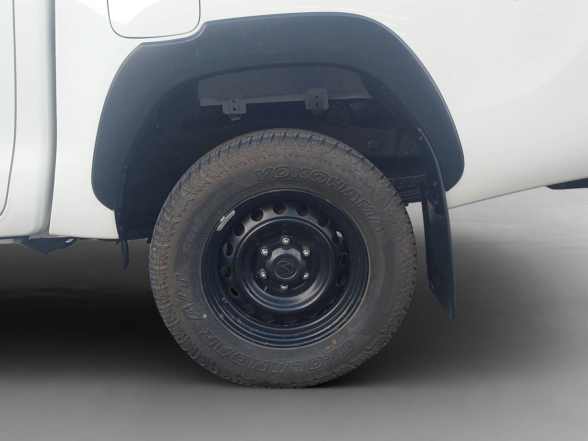 TOYOTA Hilux Double Cab.-Pick-up 2.4 D-4D 150 Comfort-image-14