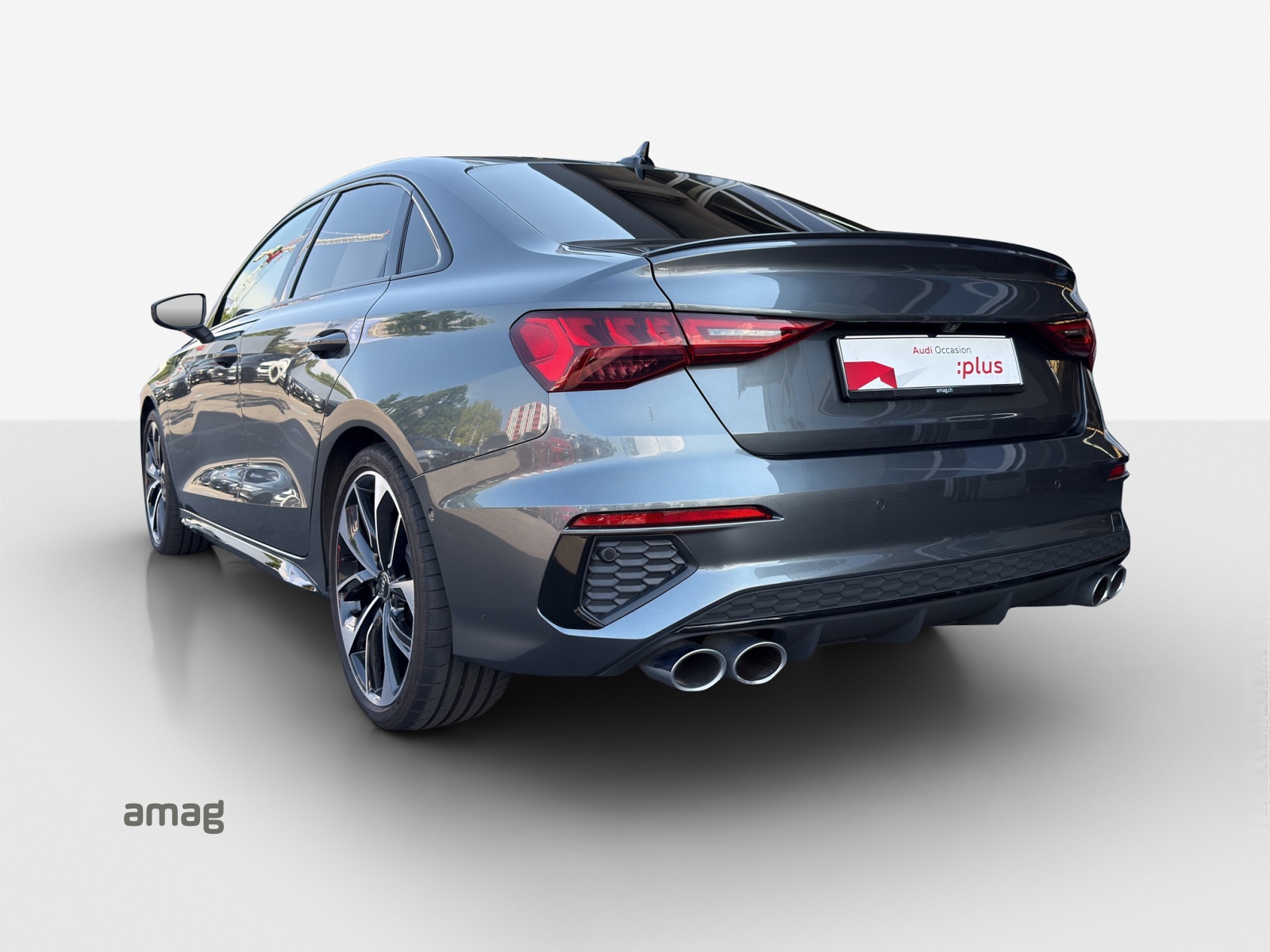 AUDI S3 Limousine 2.0 TFSI quattro S-tronic-image-2