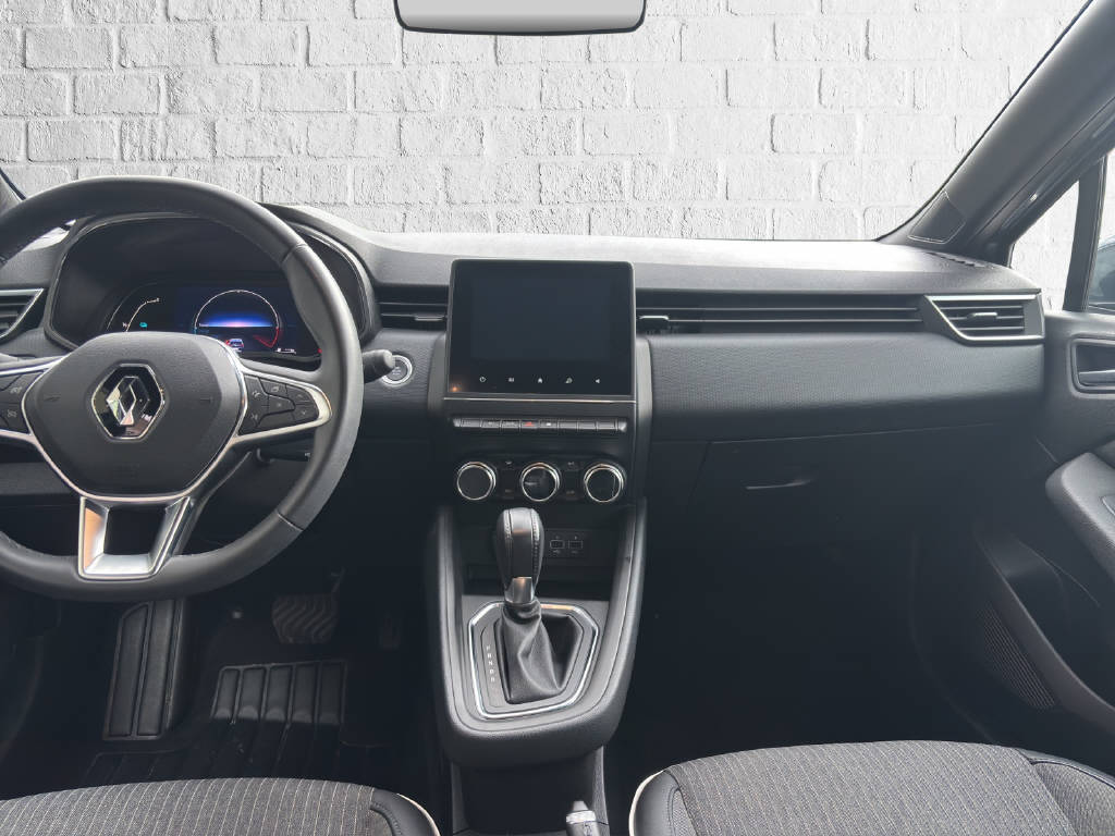 RENAULT Clio INTENS E-TECH 140-image-8