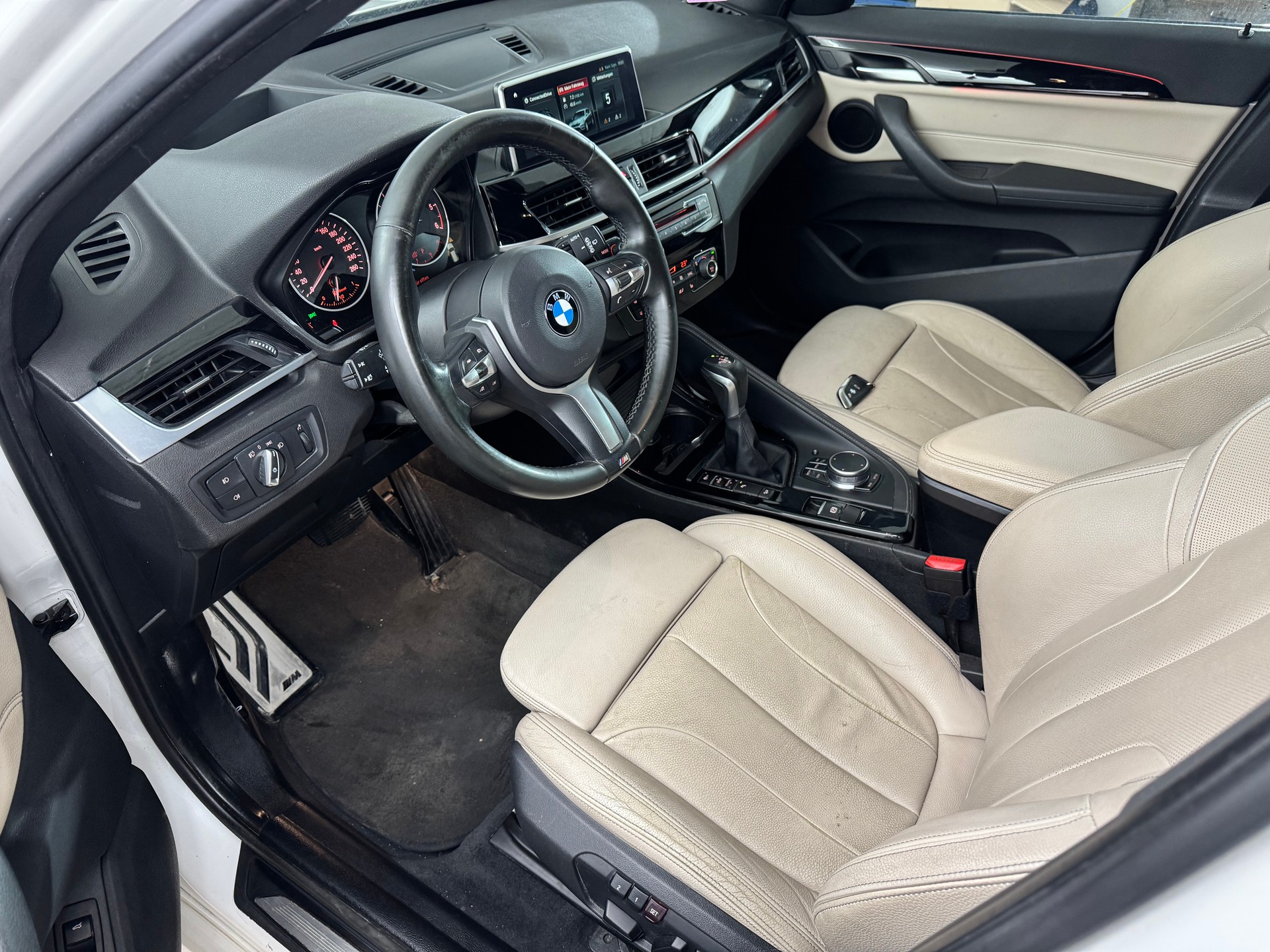 BMW X1 xDrive 25d M Sport Steptronic-image-8