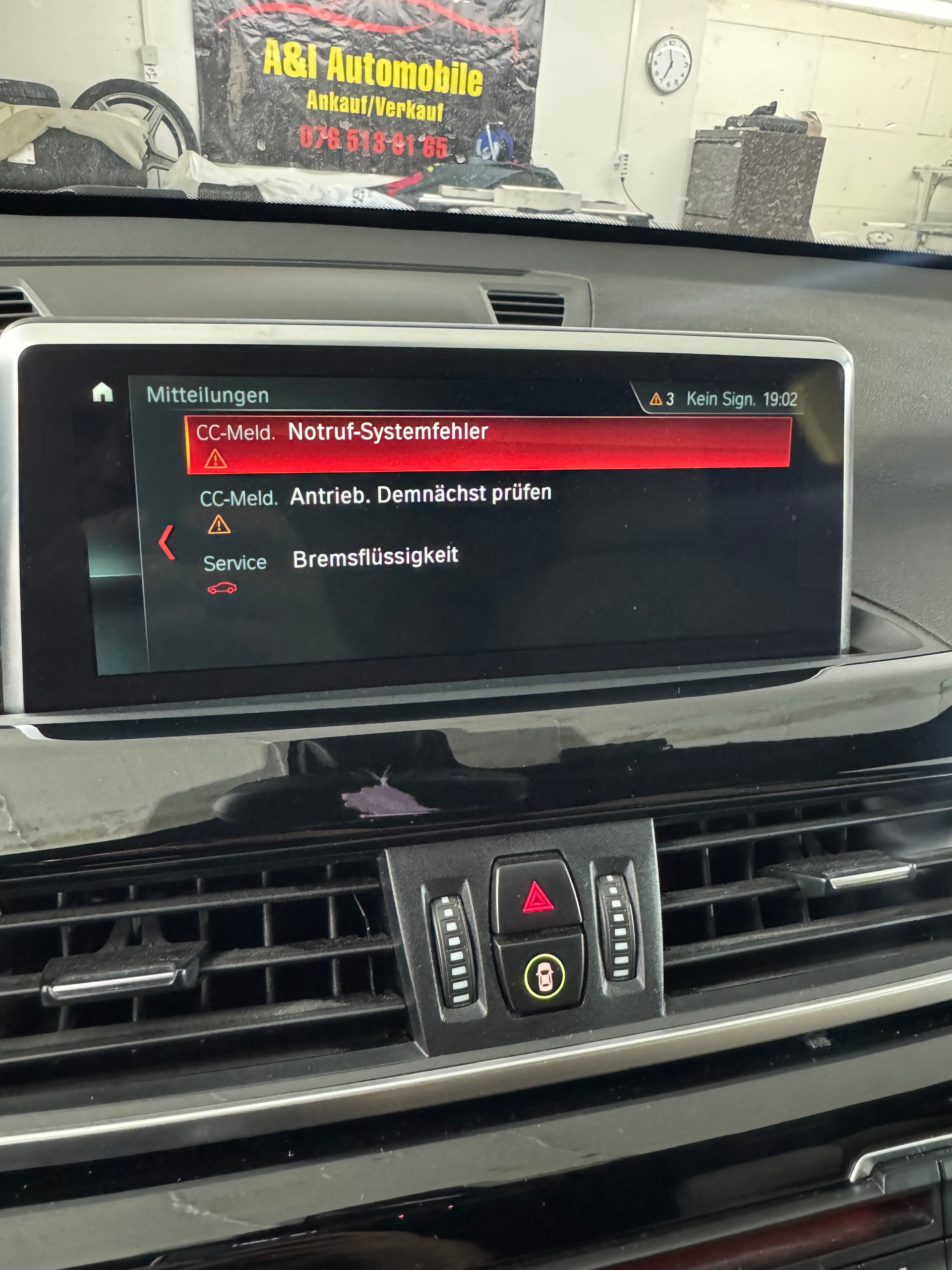 BMW X1 xDrive 25d M Sport Steptronic-image-15