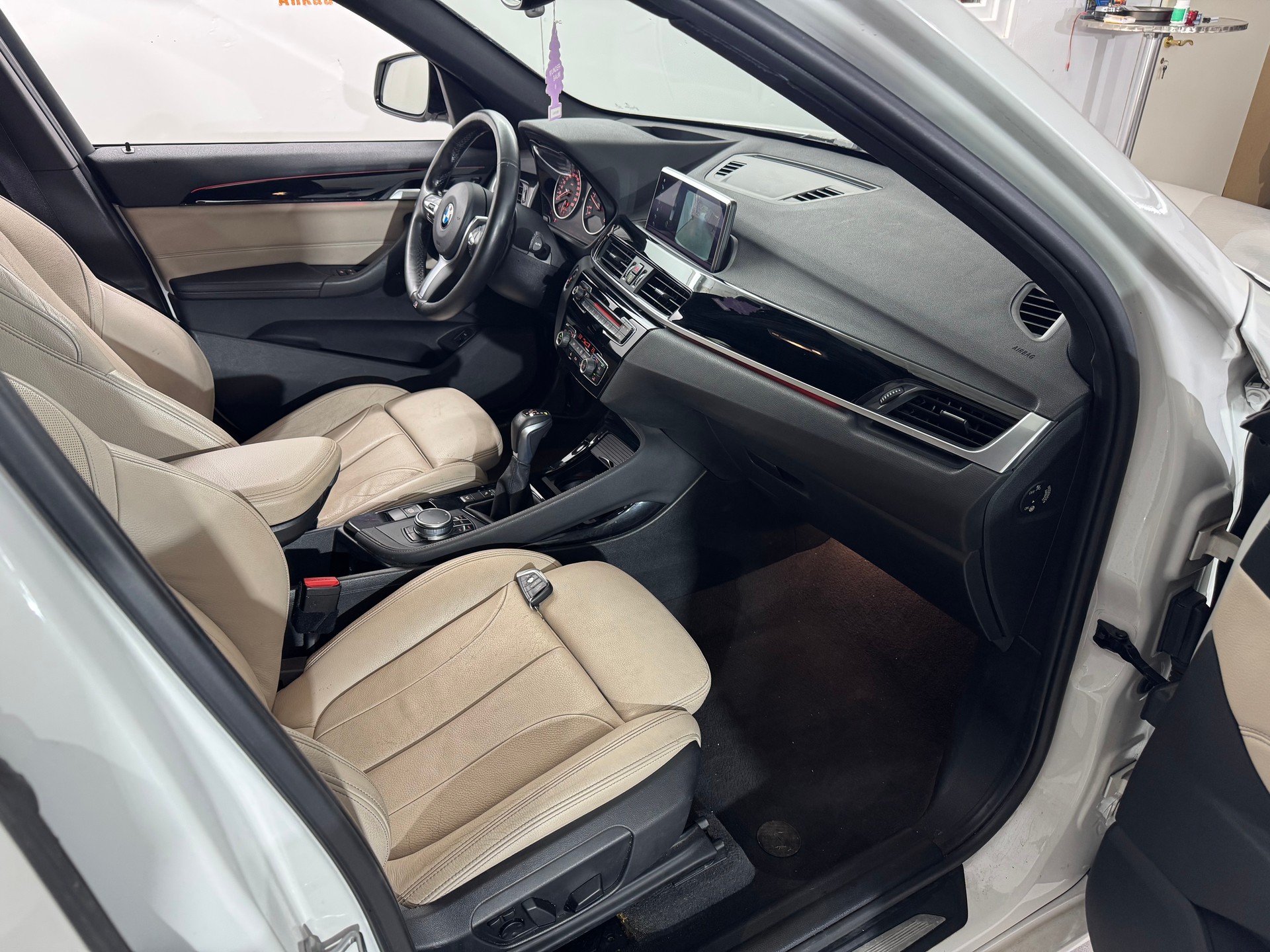 BMW X1 xDrive 25d M Sport Steptronic-image-9