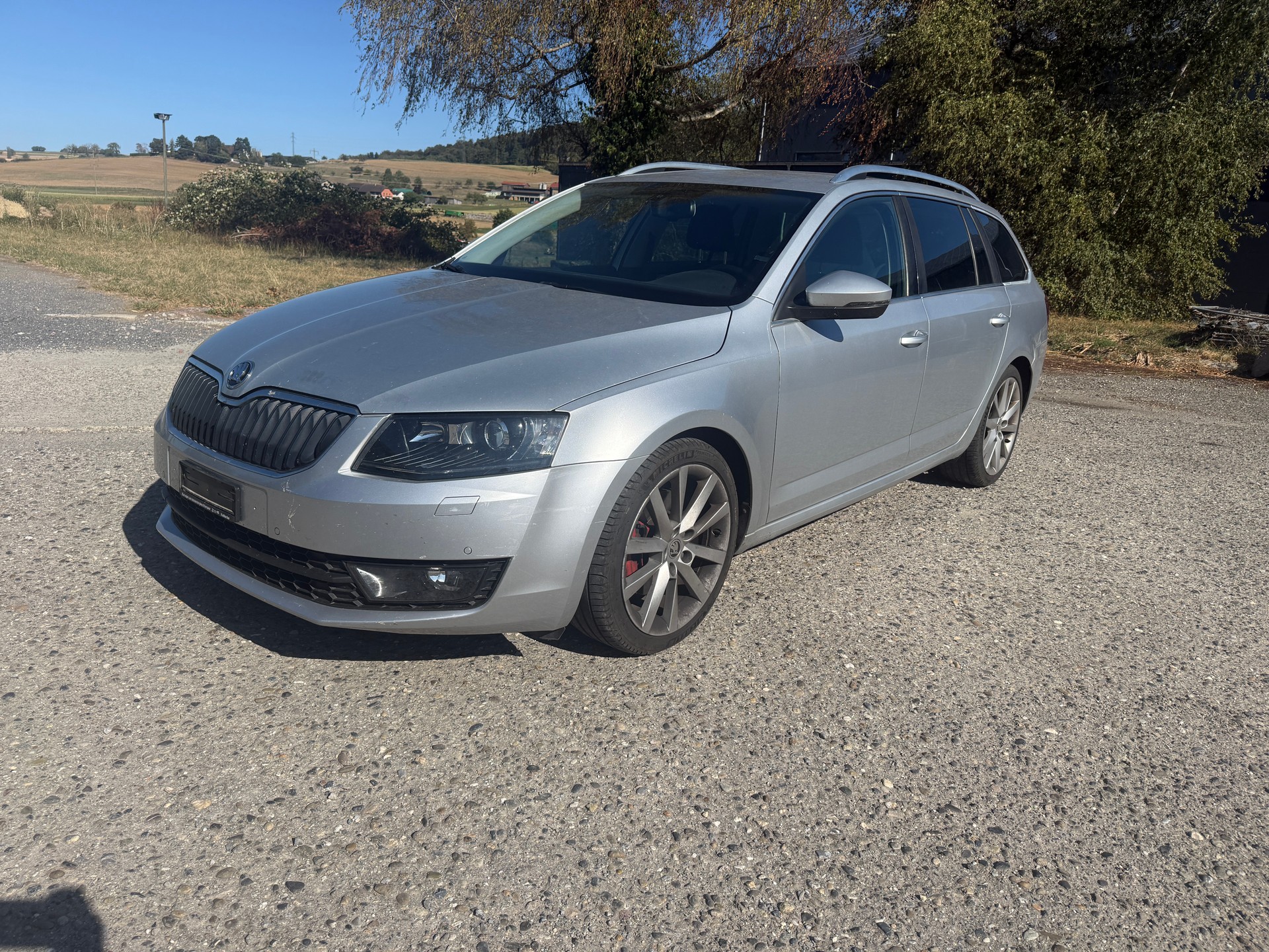 SKODA Octavia Combi 1.8 TSI Elegance-image-2
