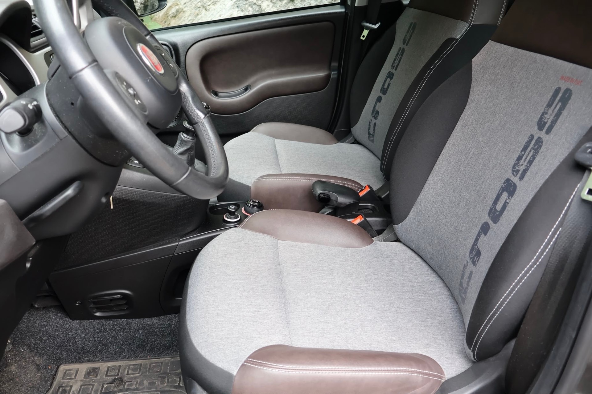FIAT Panda 0.9 Twinair Turbo Cross 4x4-image-10