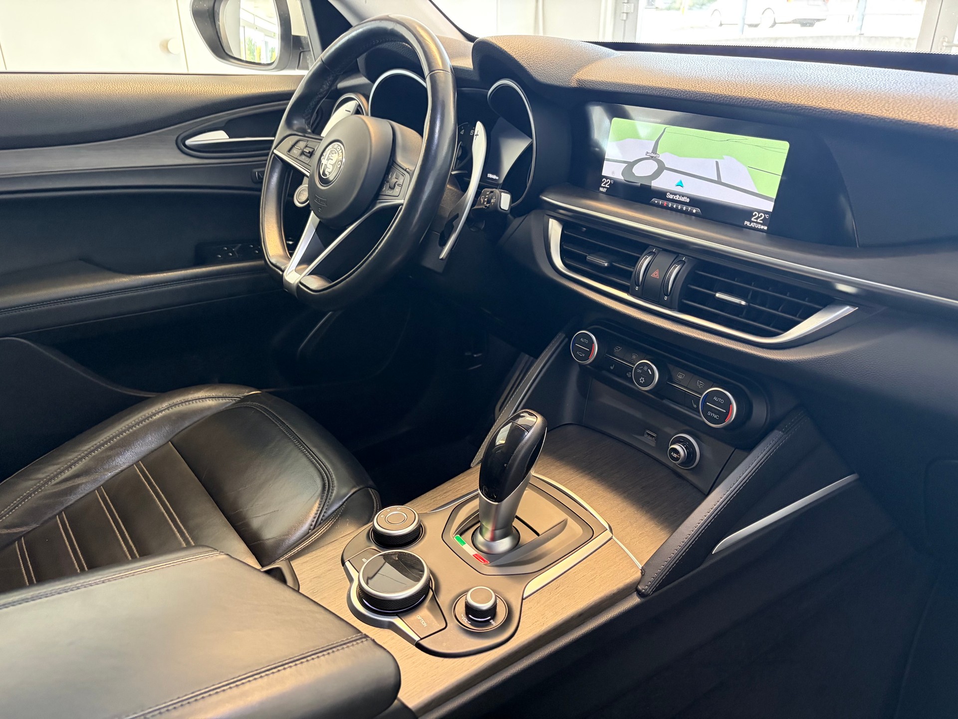 ALFA ROMEO Stelvio 2.0 First Edition Q4 Automatic-image-8