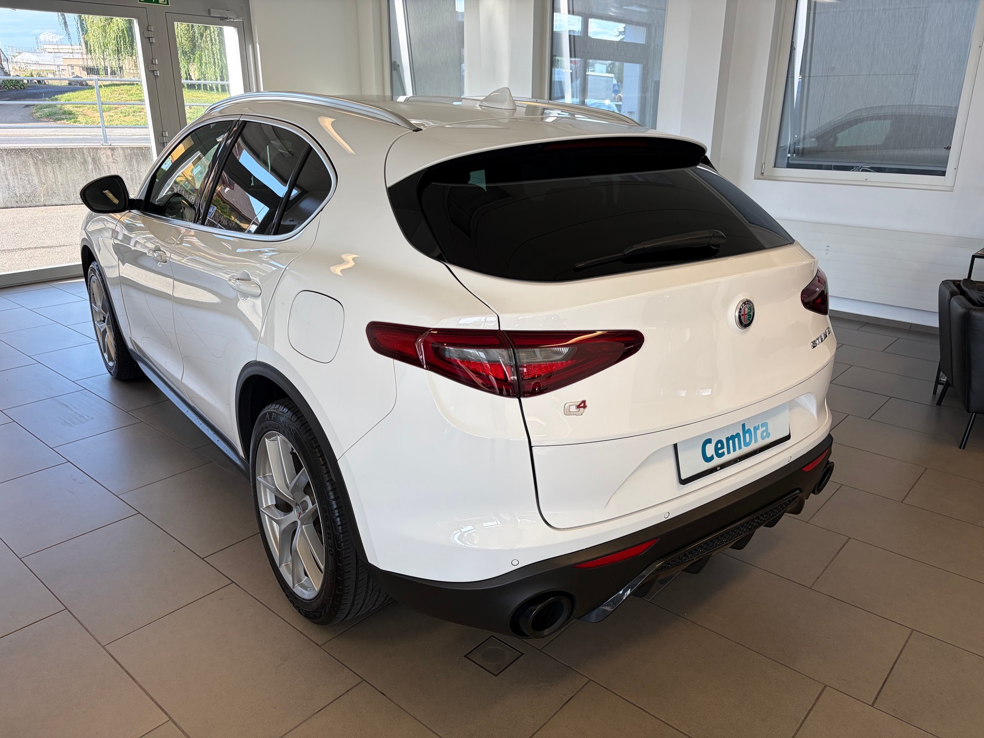 ALFA ROMEO Stelvio 2.0 First Edition Q4 Automatic-showroom-element-3