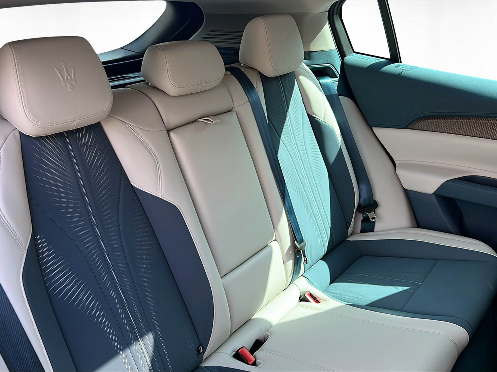 MASERATI Grecale Folgore 105kWh-image-9