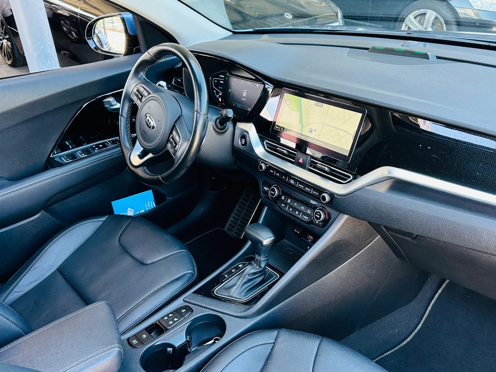 KIA Niro 1.6GDi Plug-in Hybrid Style DCT-image-15