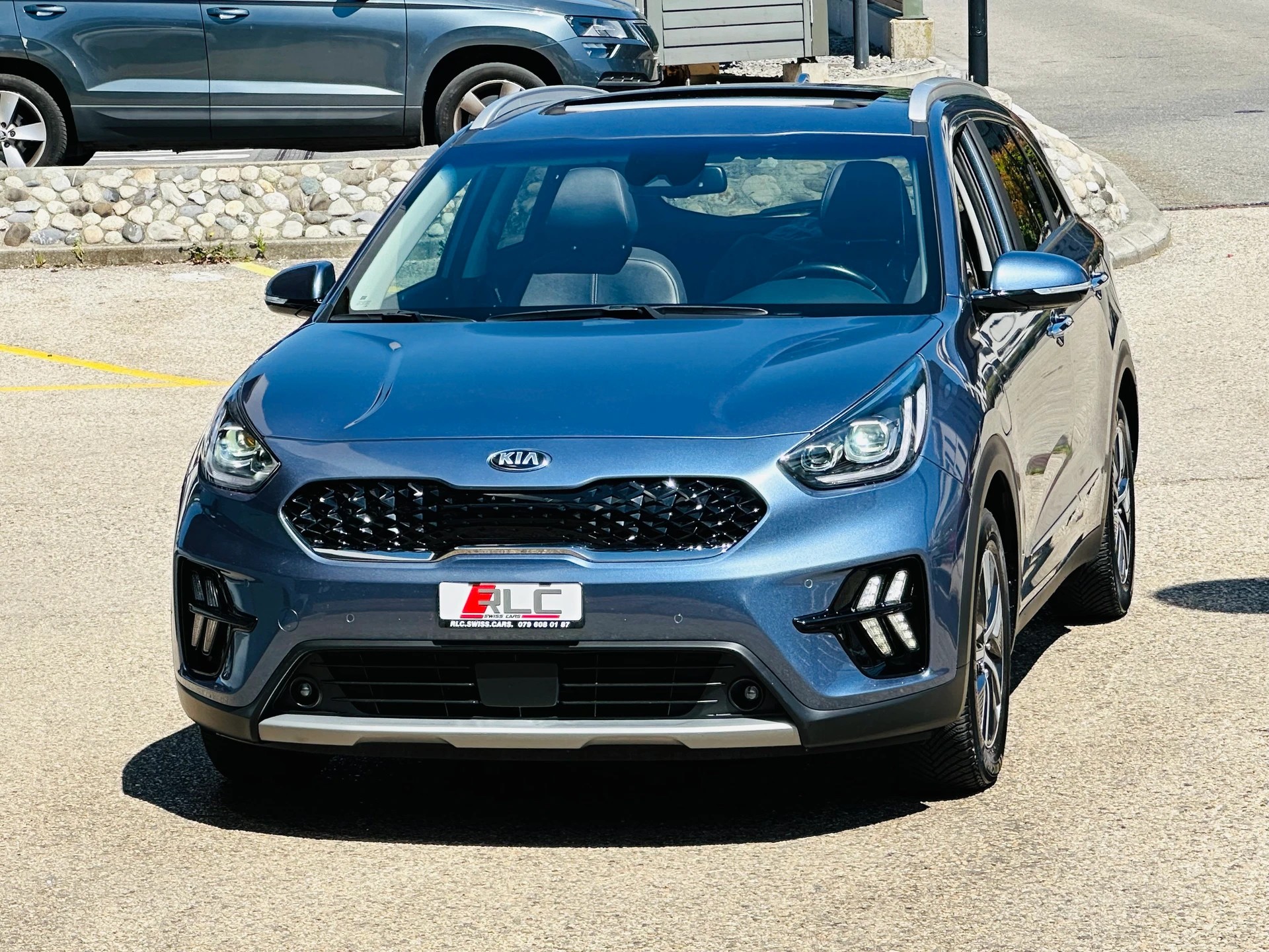 KIA Niro 1.6GDi Plug-in Hybrid Style DCT-image-4