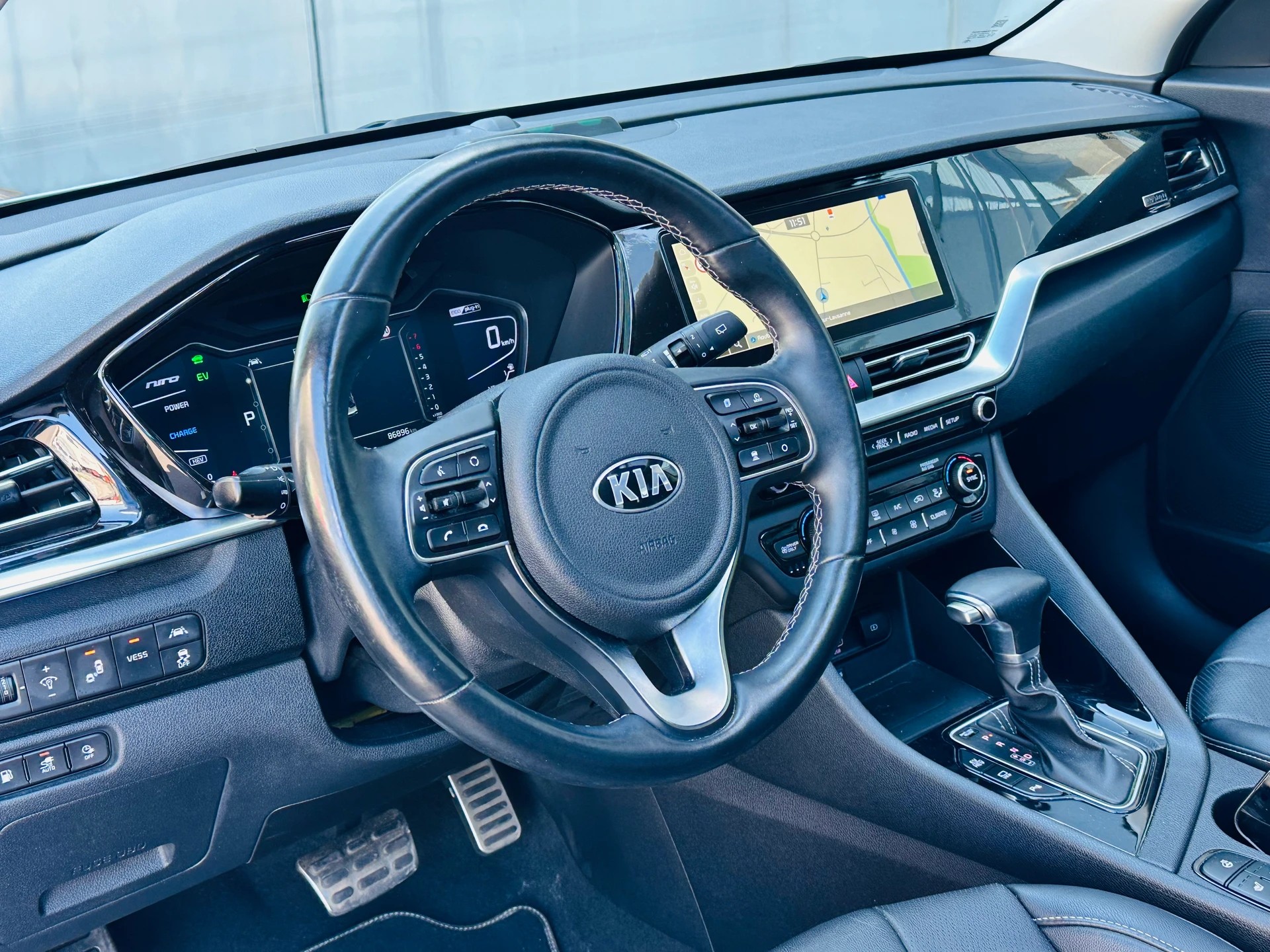 KIA Niro 1.6GDi Plug-in Hybrid Style DCT-image-13