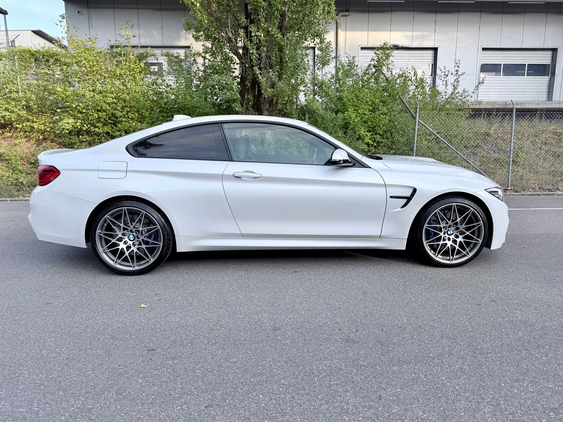 BMW M4 Coupé Competition DKG-image-4