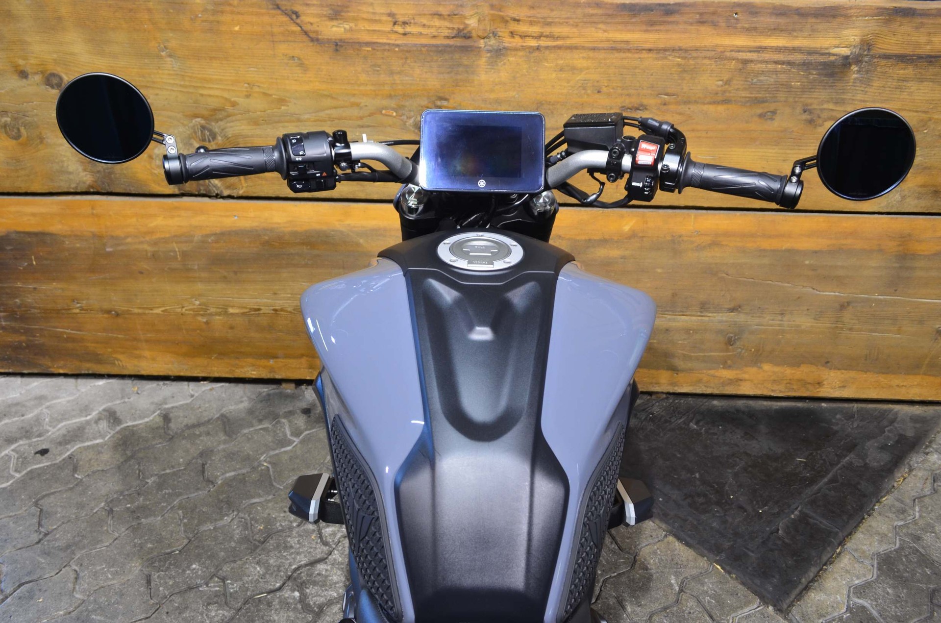 YAMAHA MT-07 ABS-showroom-element-2